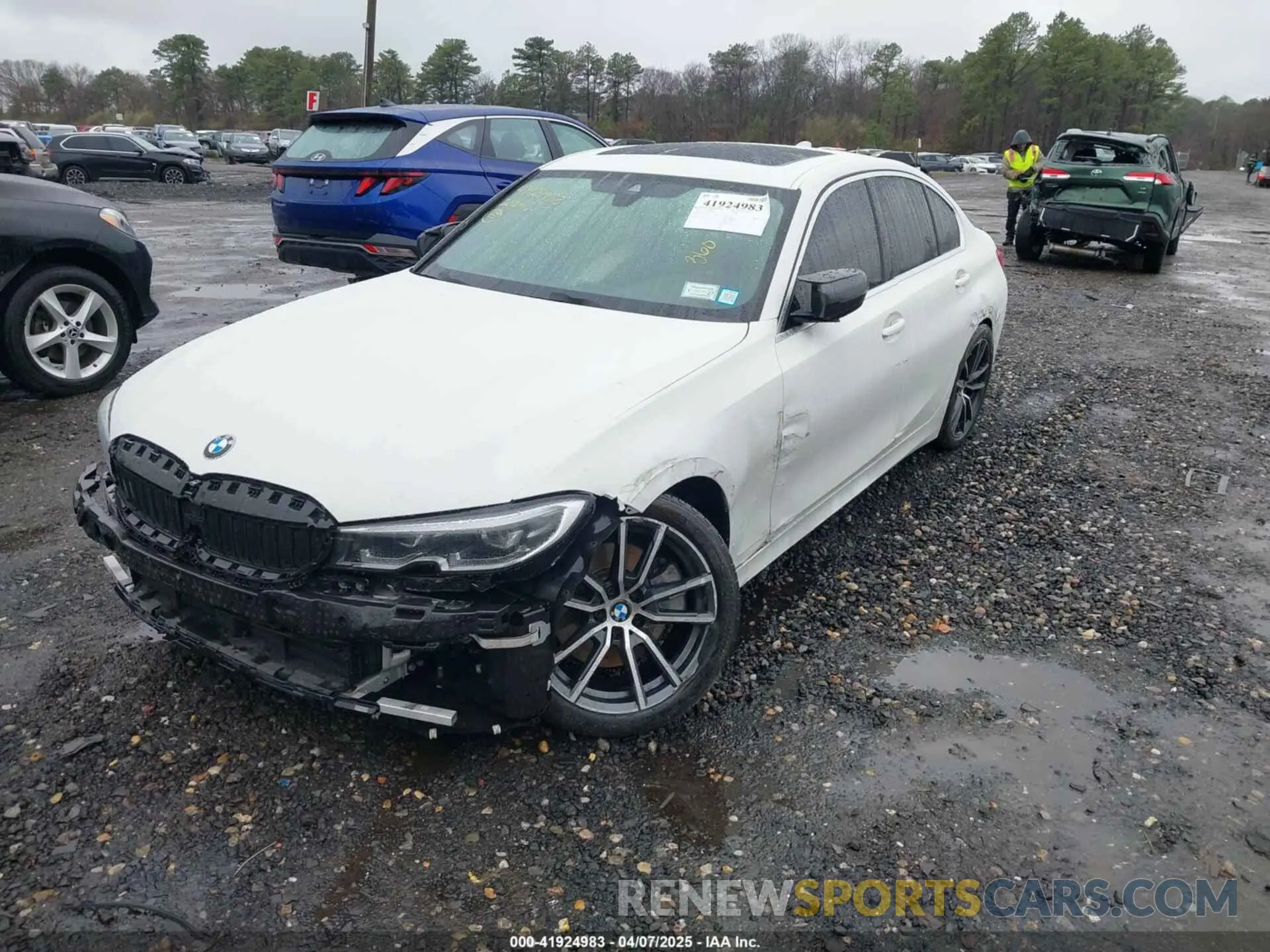 2 fotografías del automóvil dañado 3MW5R7J09L8B43636 BMW 330I 2020