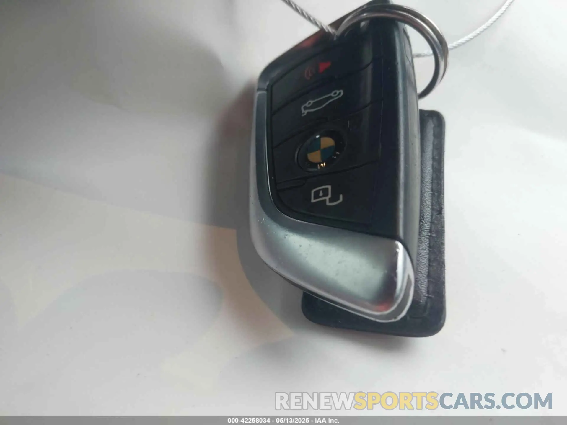 11 fotografías del automóvil dañado 3MW5R7J0XL8B06577 BMW 330I 2020