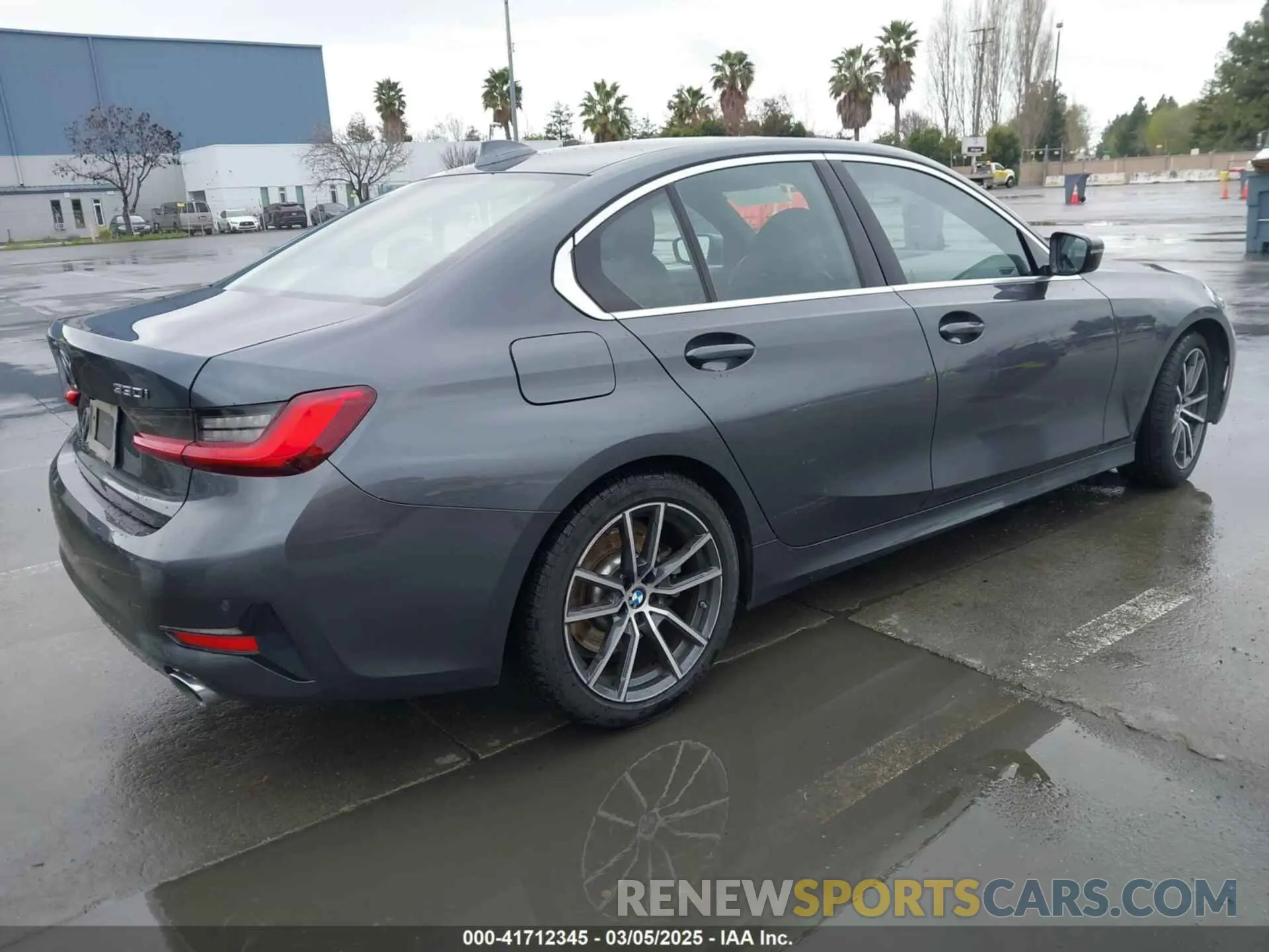 4 fotografías del automóvil dañado WBA5R1C01LFH44947 BMW 330I 2020