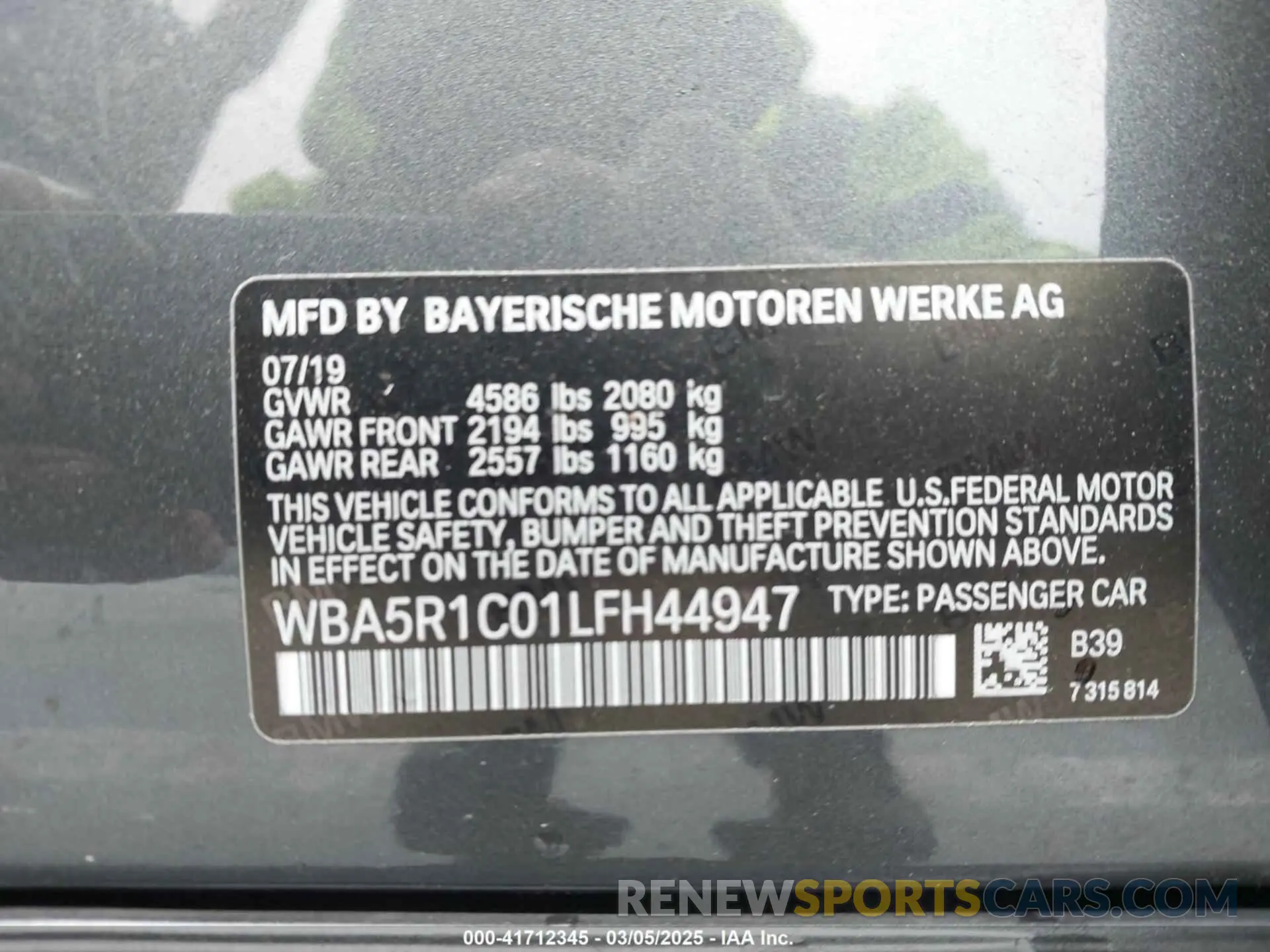 9 fotografías del automóvil dañado WBA5R1C01LFH44947 BMW 330I 2020