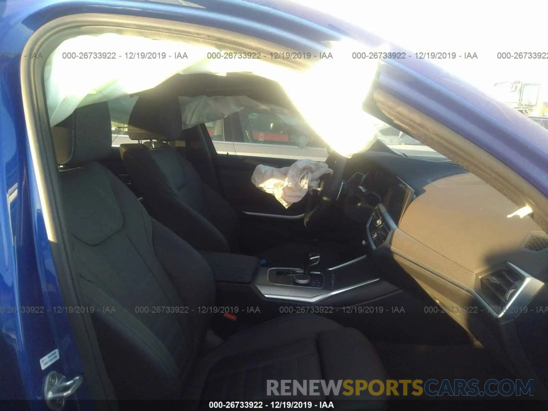 5 fotografías del automóvil dañado WBA5R1C01LFH45984 BMW 330I 2020