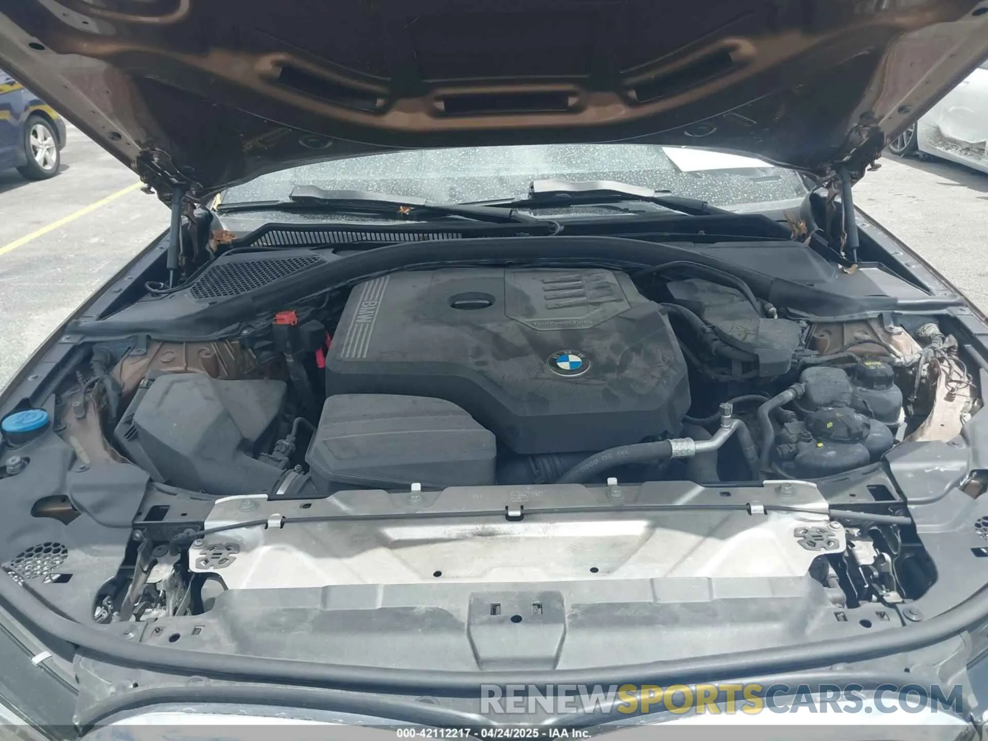 10 fotografías del automóvil dañado WBA5R1C05LFH82648 BMW 330I 2020