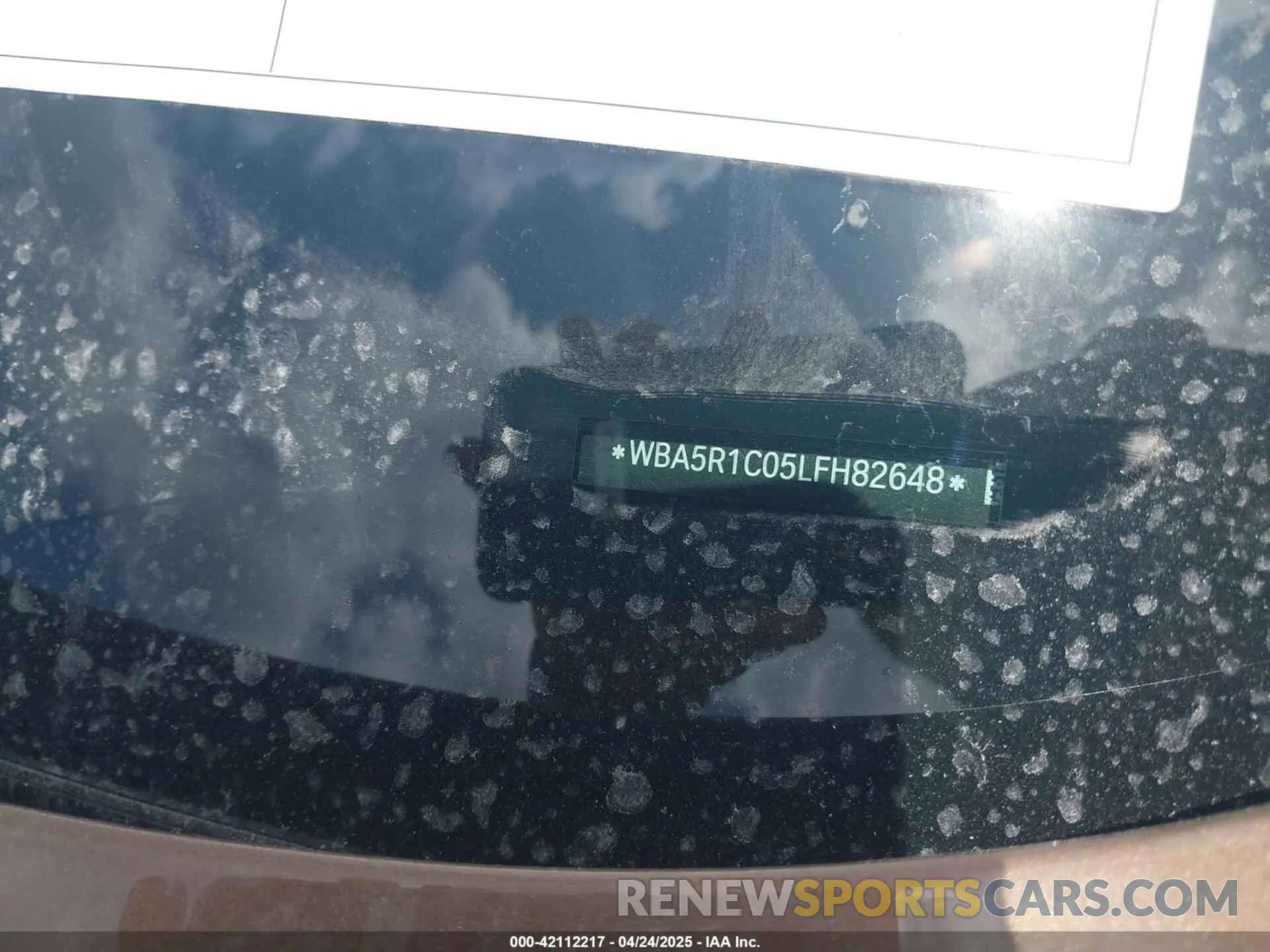 9 fotografías del automóvil dañado WBA5R1C05LFH82648 BMW 330I 2020