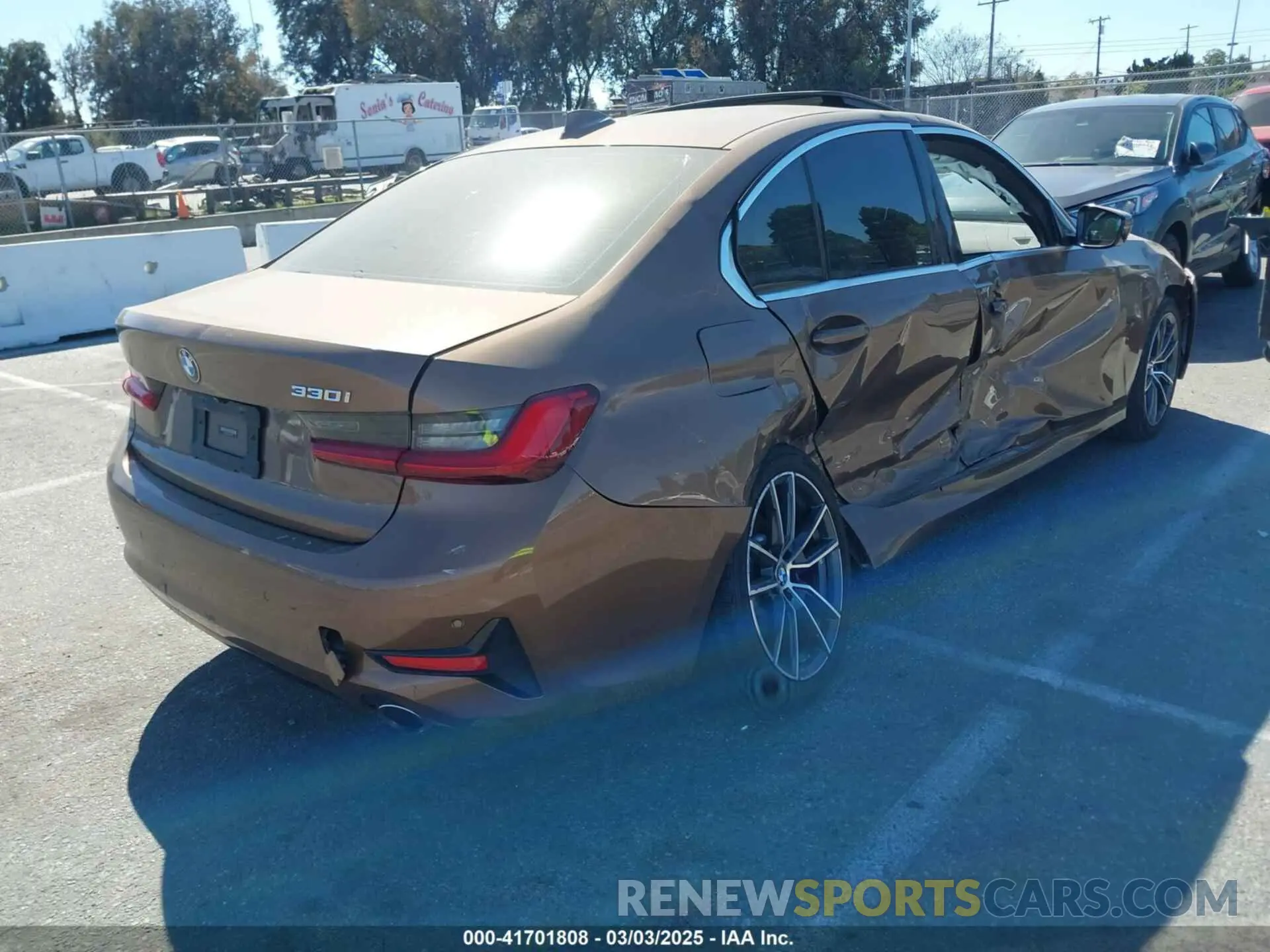 4 fotografías del automóvil dañado WBA5R1C06LFH52851 BMW 330I 2020