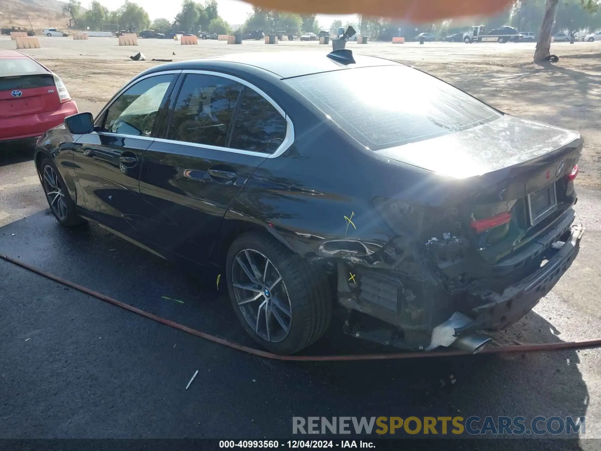 3 fotografías del automóvil dañado WBA5R1C07LFH47903 BMW 330I 2020