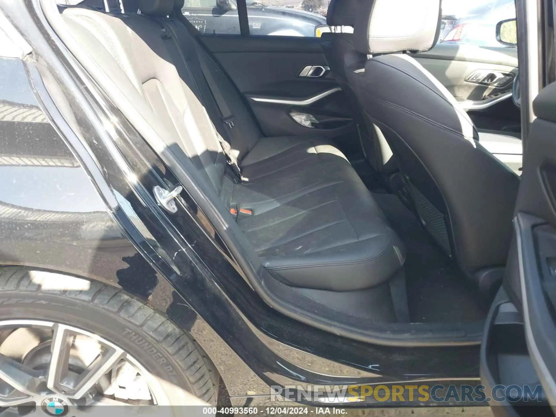 8 fotografías del automóvil dañado WBA5R1C07LFH47903 BMW 330I 2020