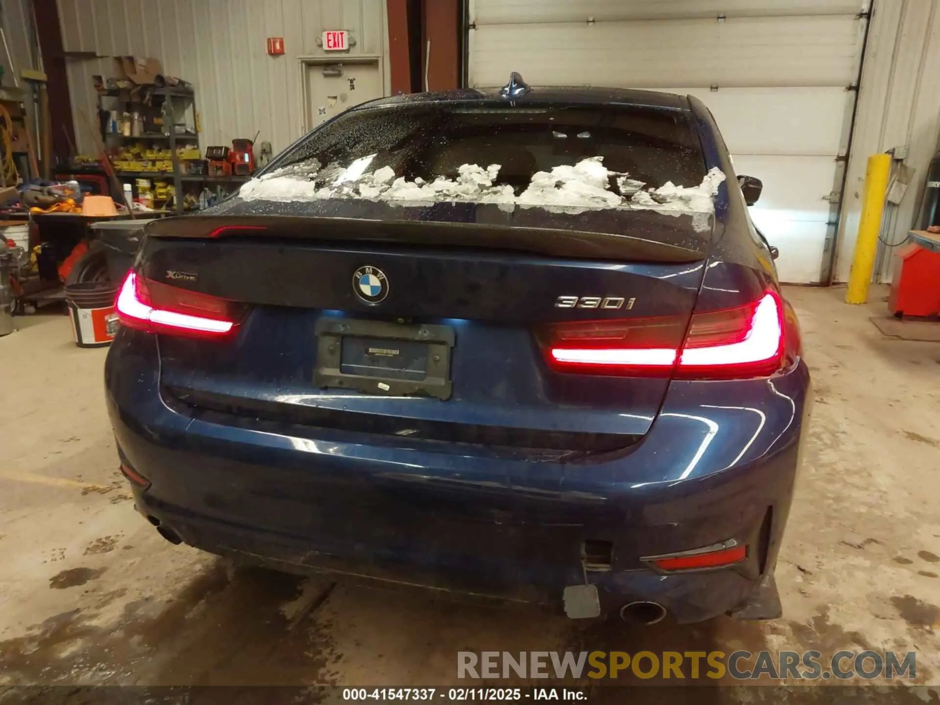 16 fotografías del automóvil dañado WBA5R7C01LFH45079 BMW 330I 2020
