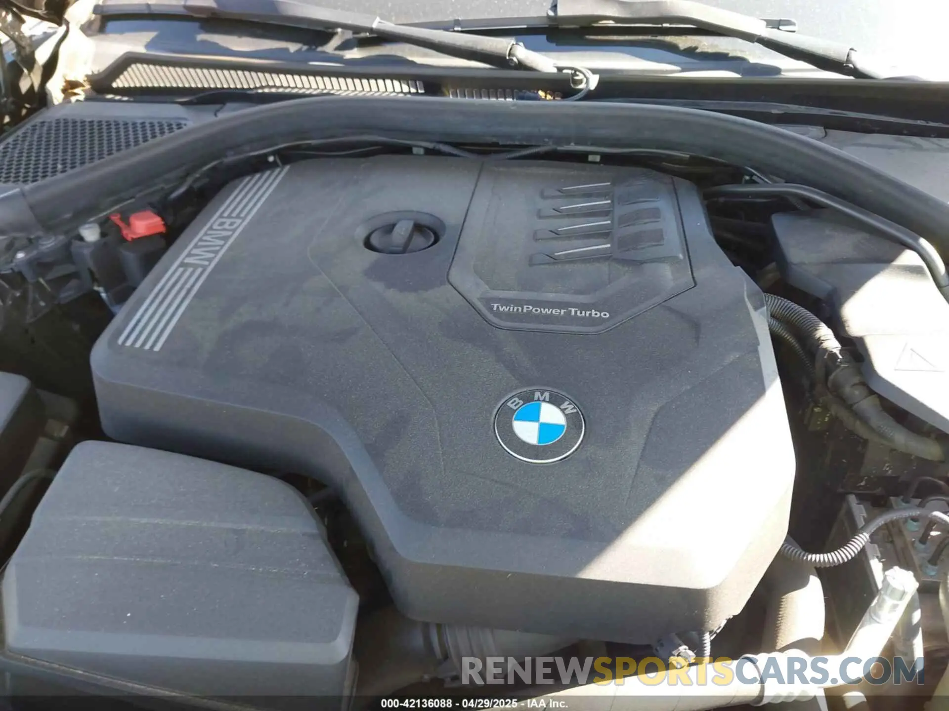 10 fotografías del automóvil dañado WBA5R7C01LFH48872 BMW 330I 2020
