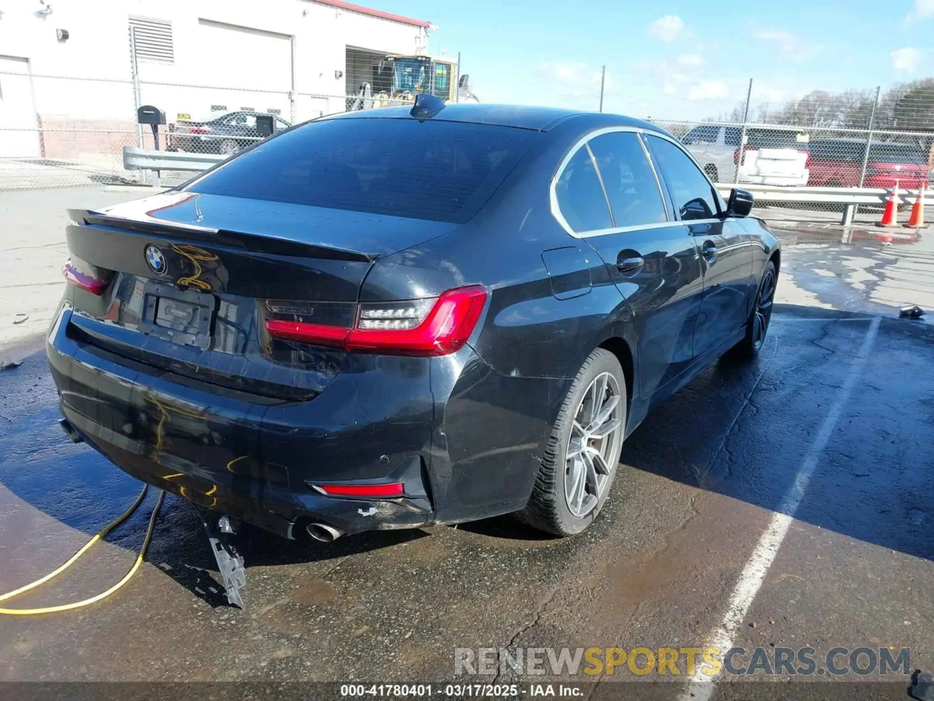 4 fotografías del automóvil dañado WBA5R7C06LFH40038 BMW 330I 2020