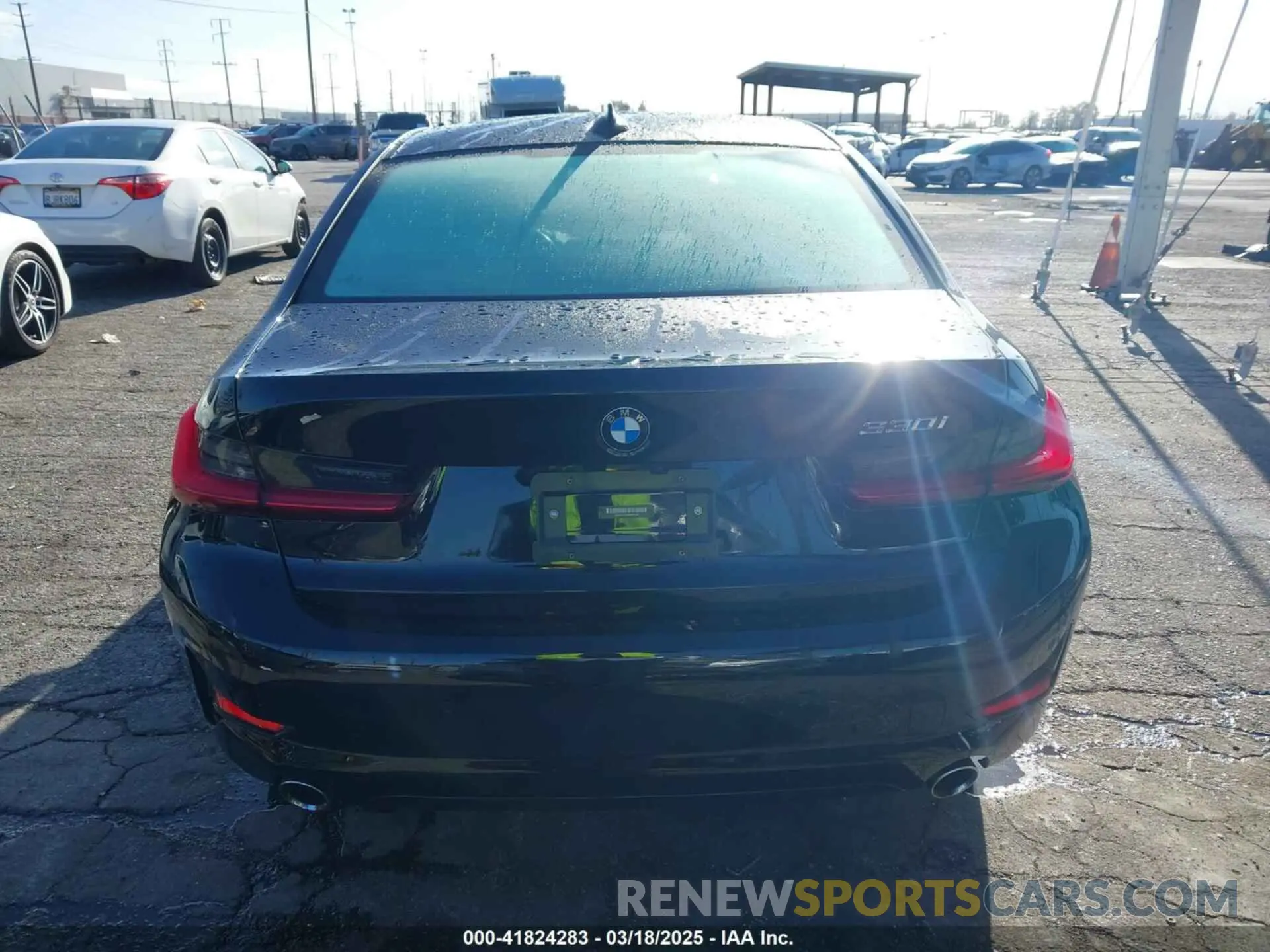 16 fotografías del automóvil dañado 3MW5R1J00M8B85692 BMW 330I 2021