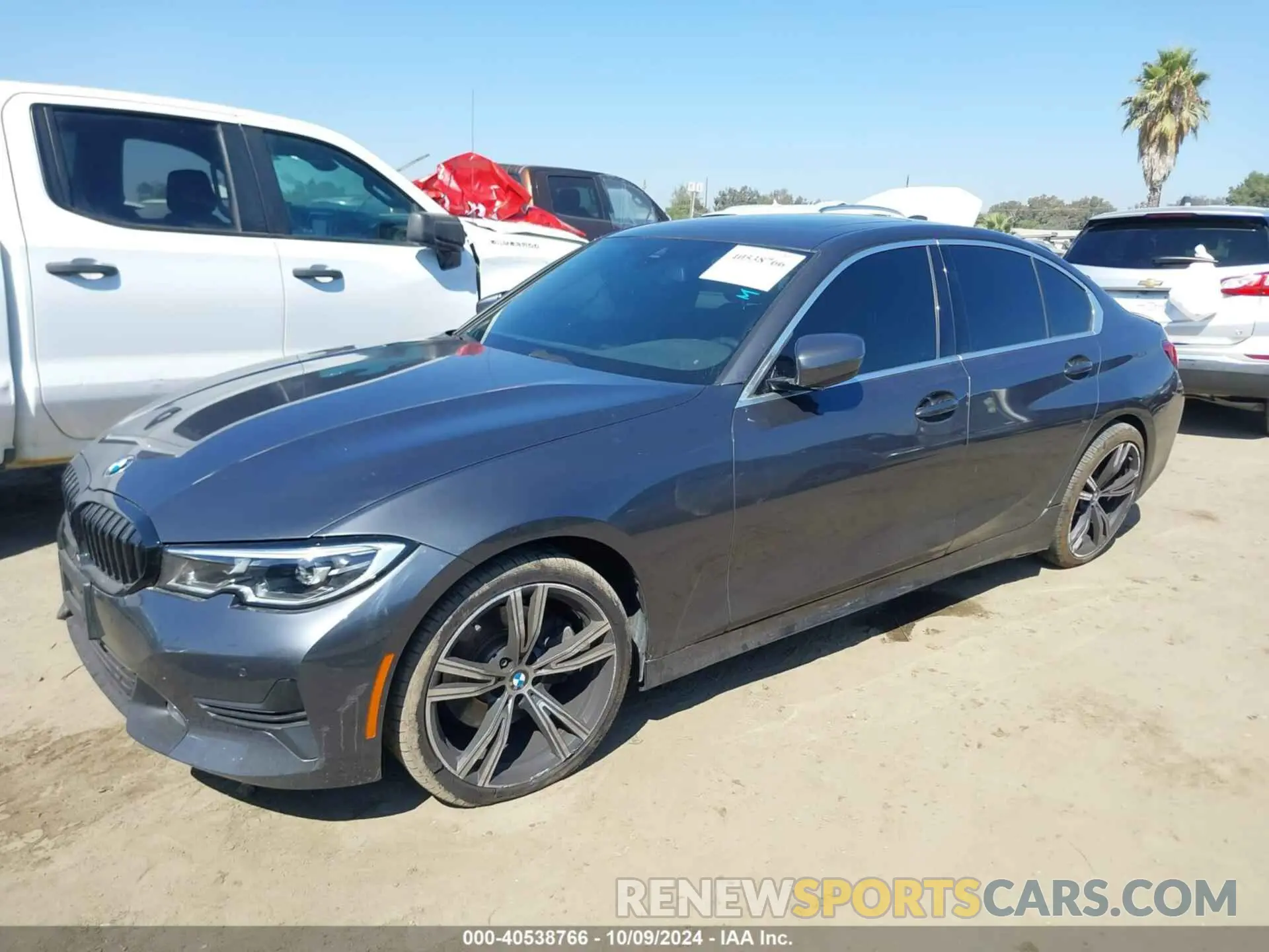 2 fotografías del automóvil dañado 3MW5R1J01M8B53950 BMW 330I 2021