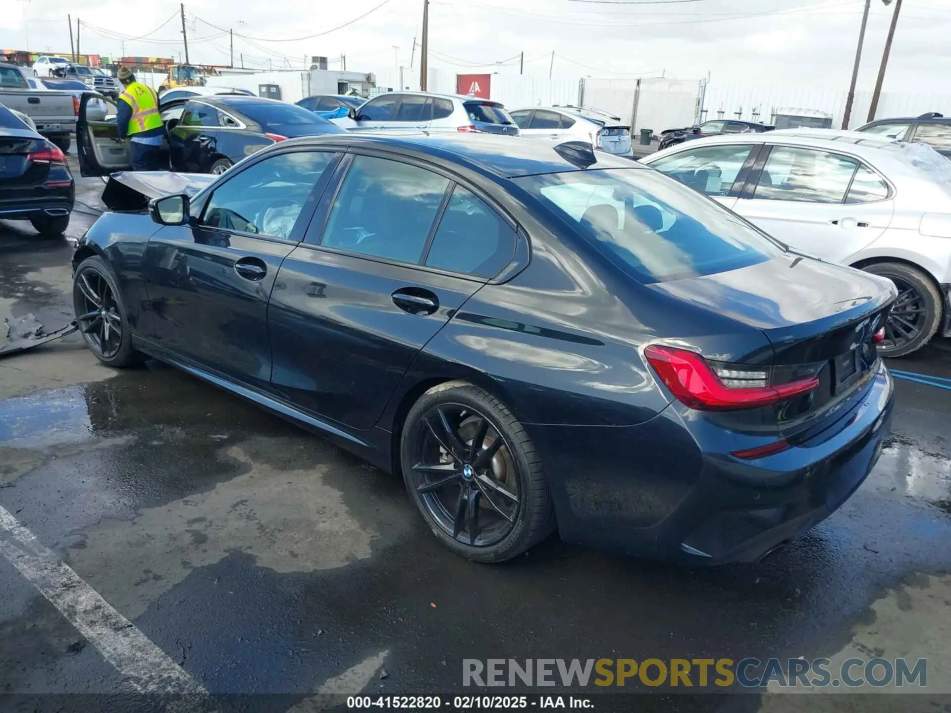 3 fotografías del automóvil dañado 3MW5R1J01M8B95857 BMW 330I 2021