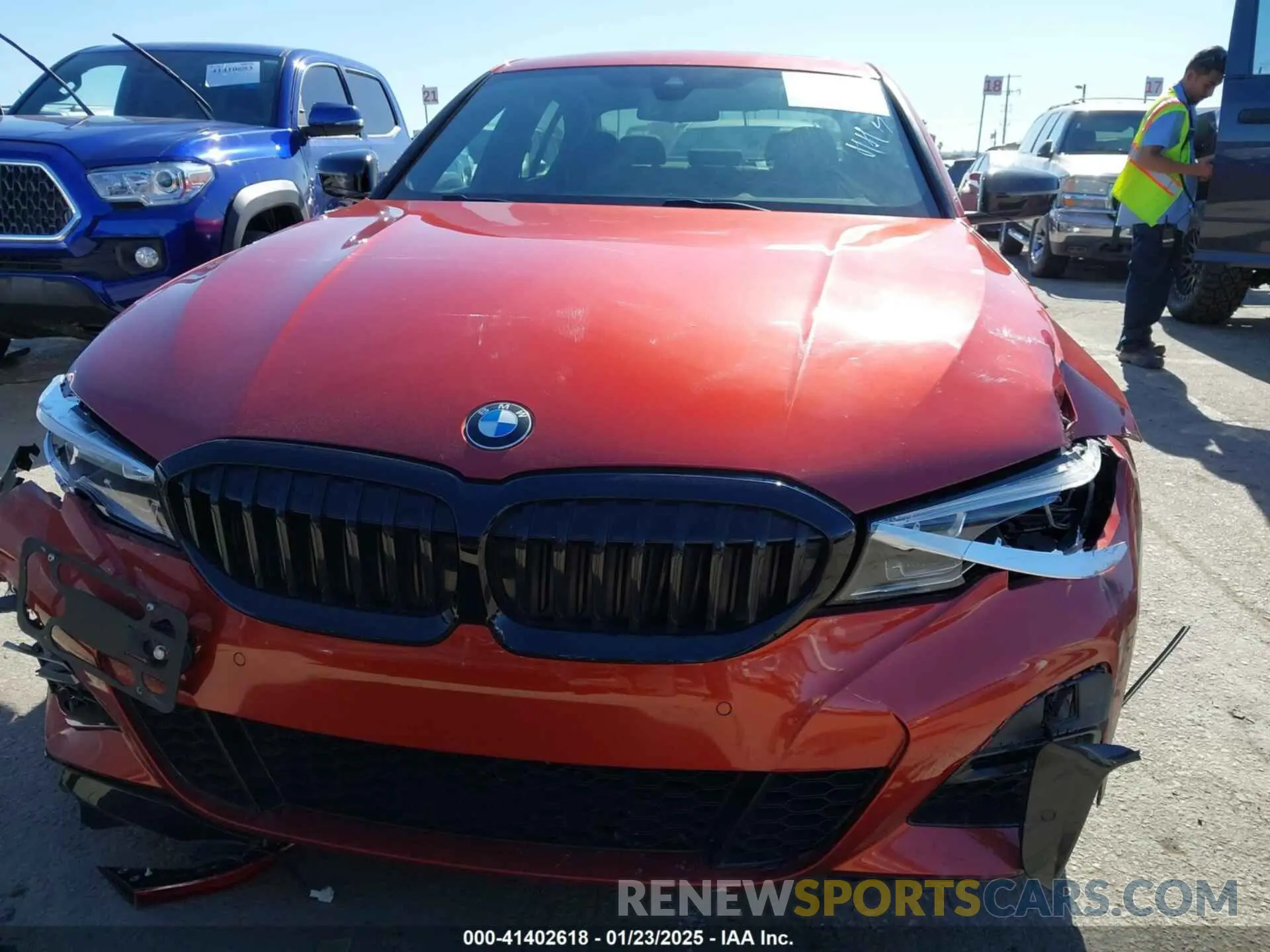 12 fotografías del automóvil dañado 3MW5R1J02M8B72376 BMW 330I 2021