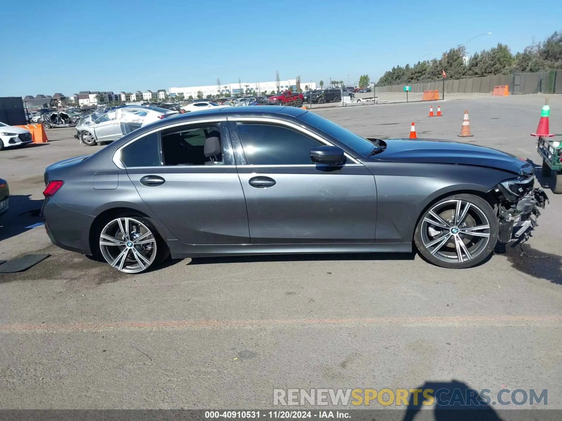 13 fotografías del automóvil dañado 3MW5R1J02M8B88996 BMW 330I 2021
