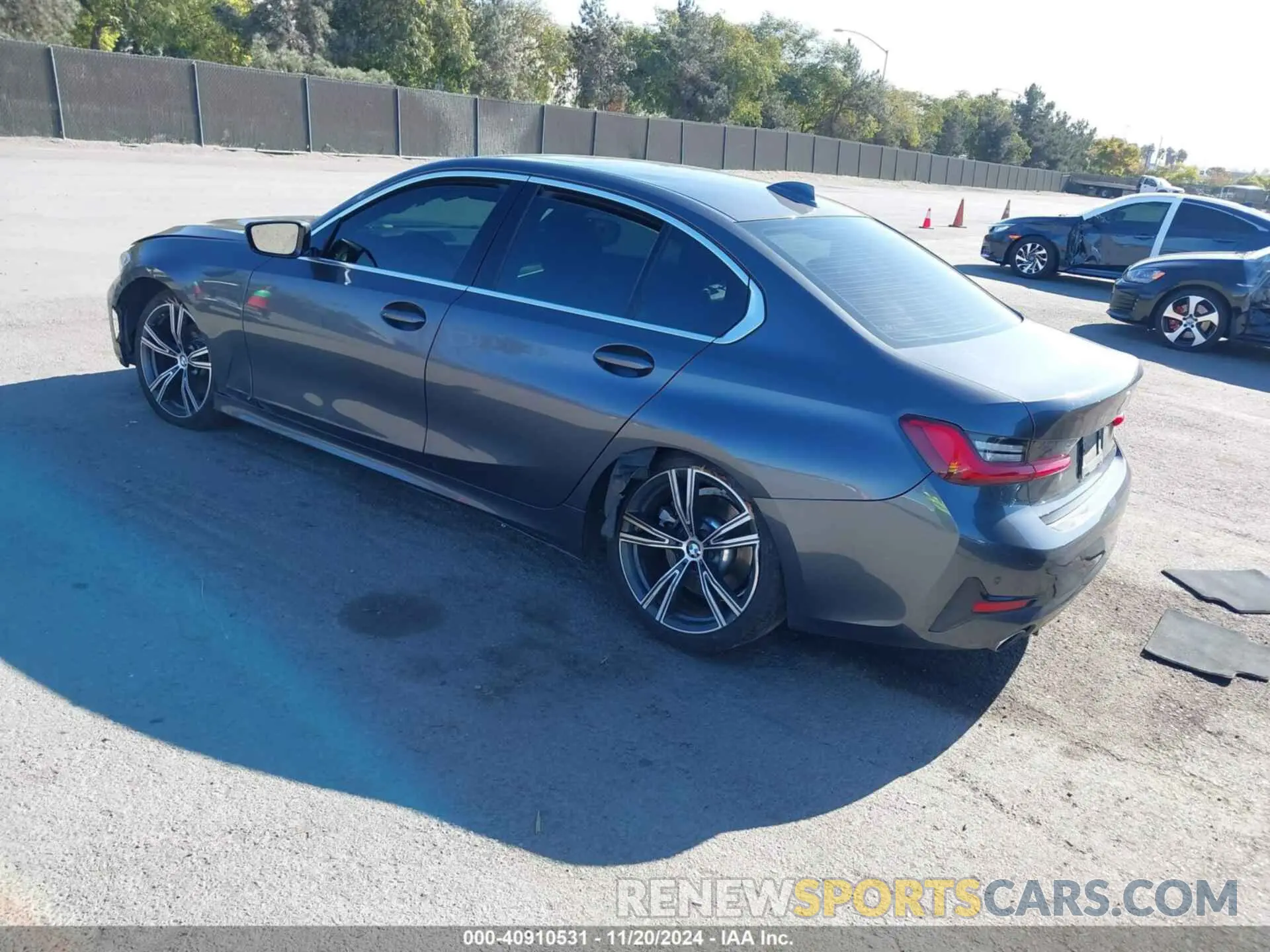 3 fotografías del automóvil dañado 3MW5R1J02M8B88996 BMW 330I 2021