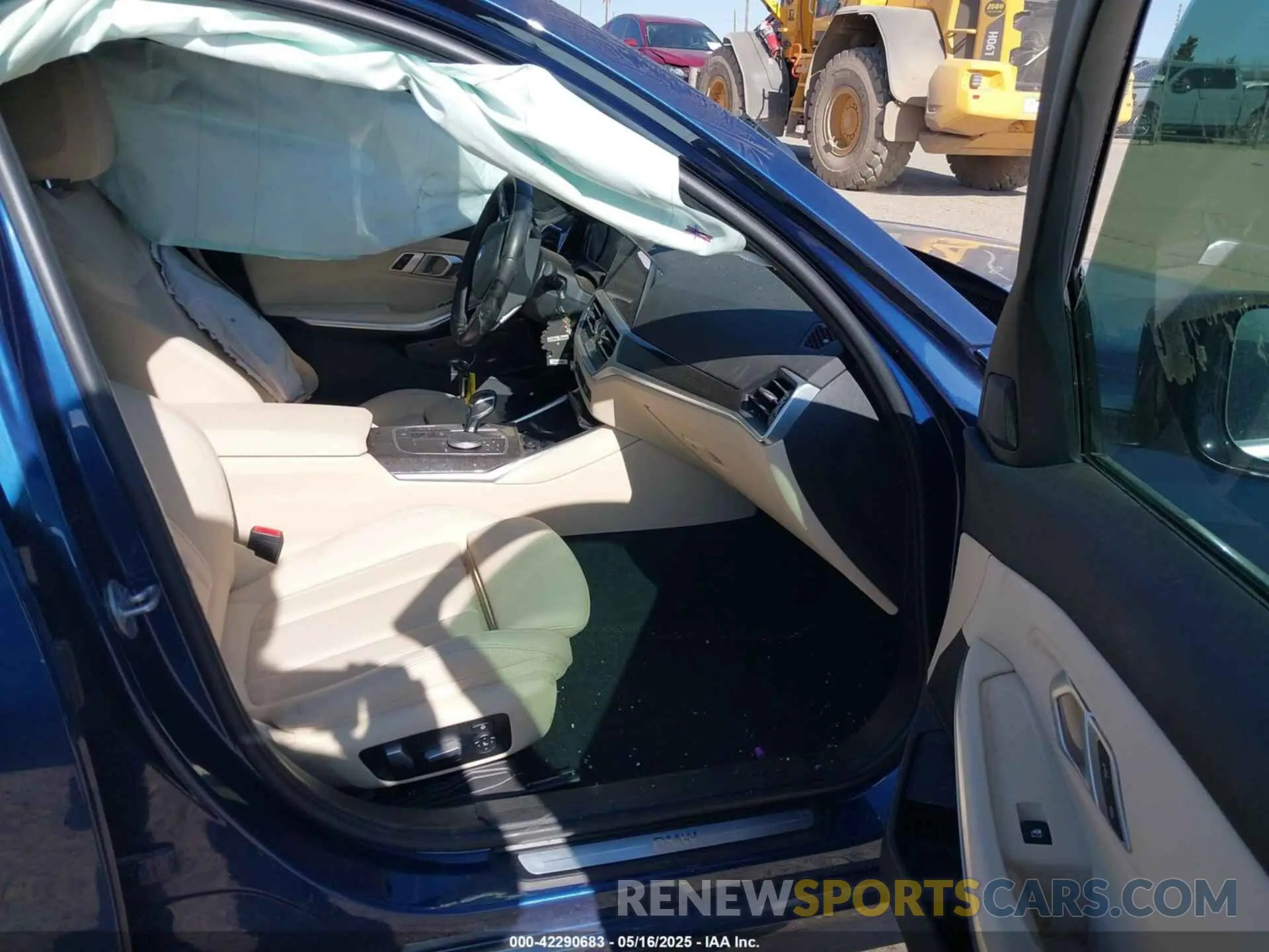 5 fotografías del automóvil dañado 3MW5R1J03M8B71429 BMW 330I 2021