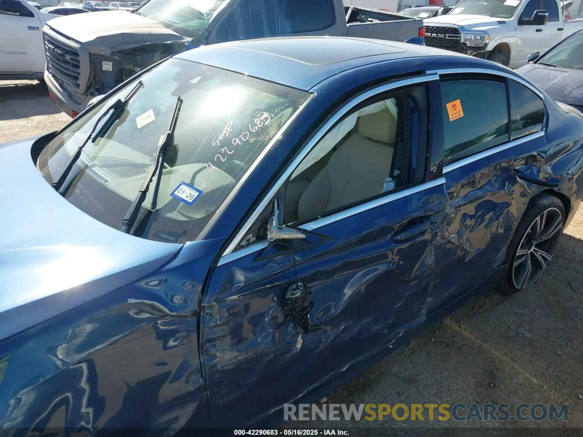 6 fotografías del automóvil dañado 3MW5R1J03M8B71429 BMW 330I 2021