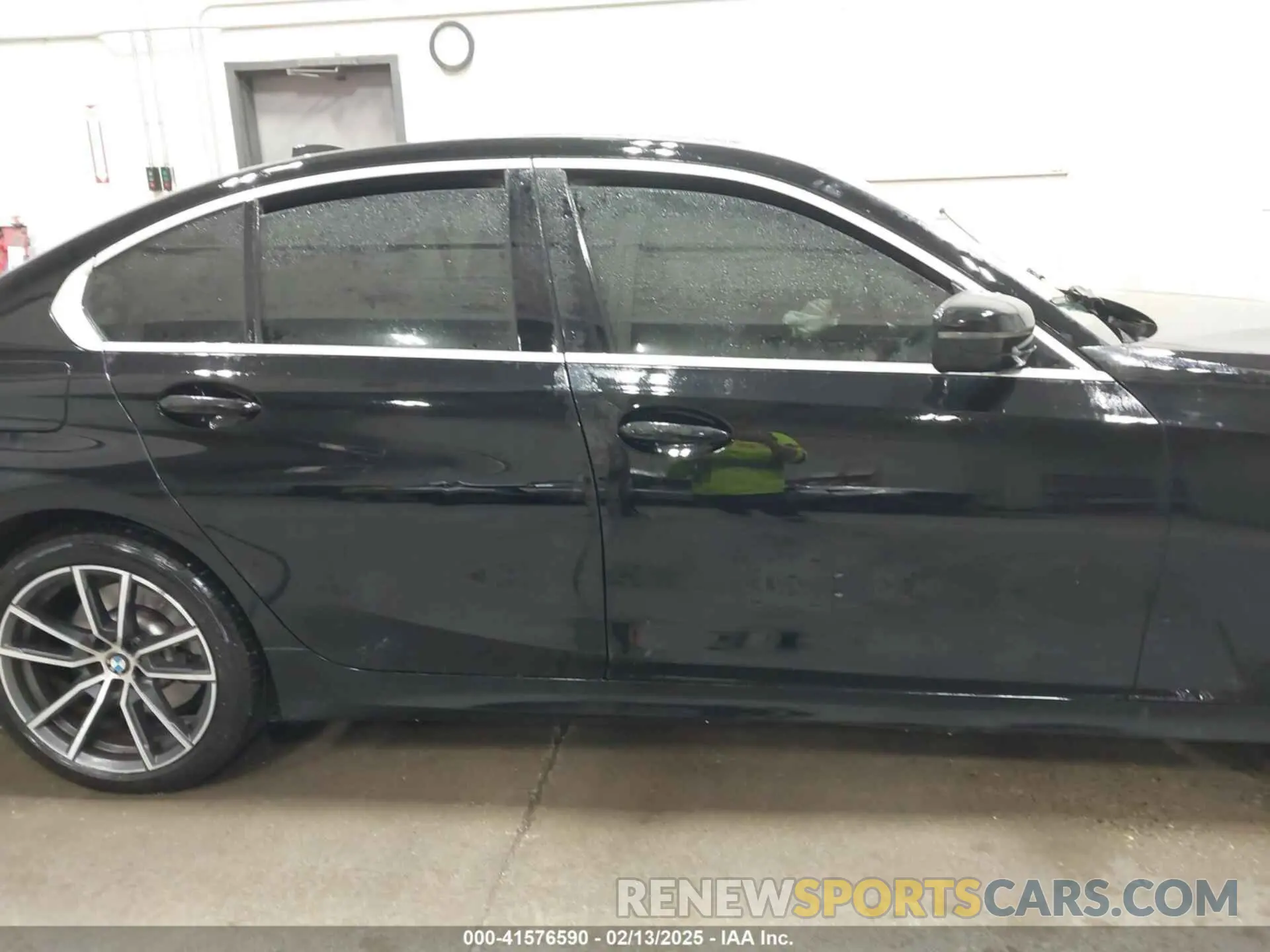 12 fotografías del automóvil dañado 3MW5R1J04M8B69186 BMW 330I 2021