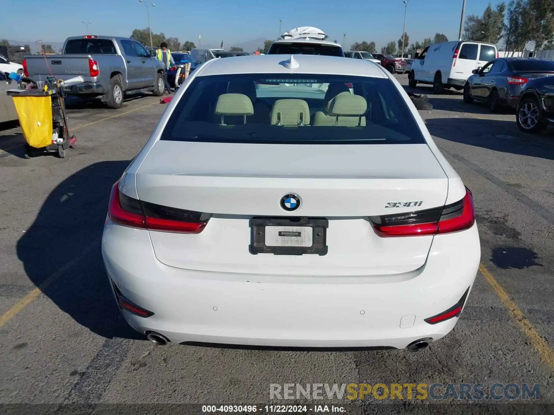 16 fotografías del automóvil dañado 3MW5R1J05M8B87468 BMW 330I 2021