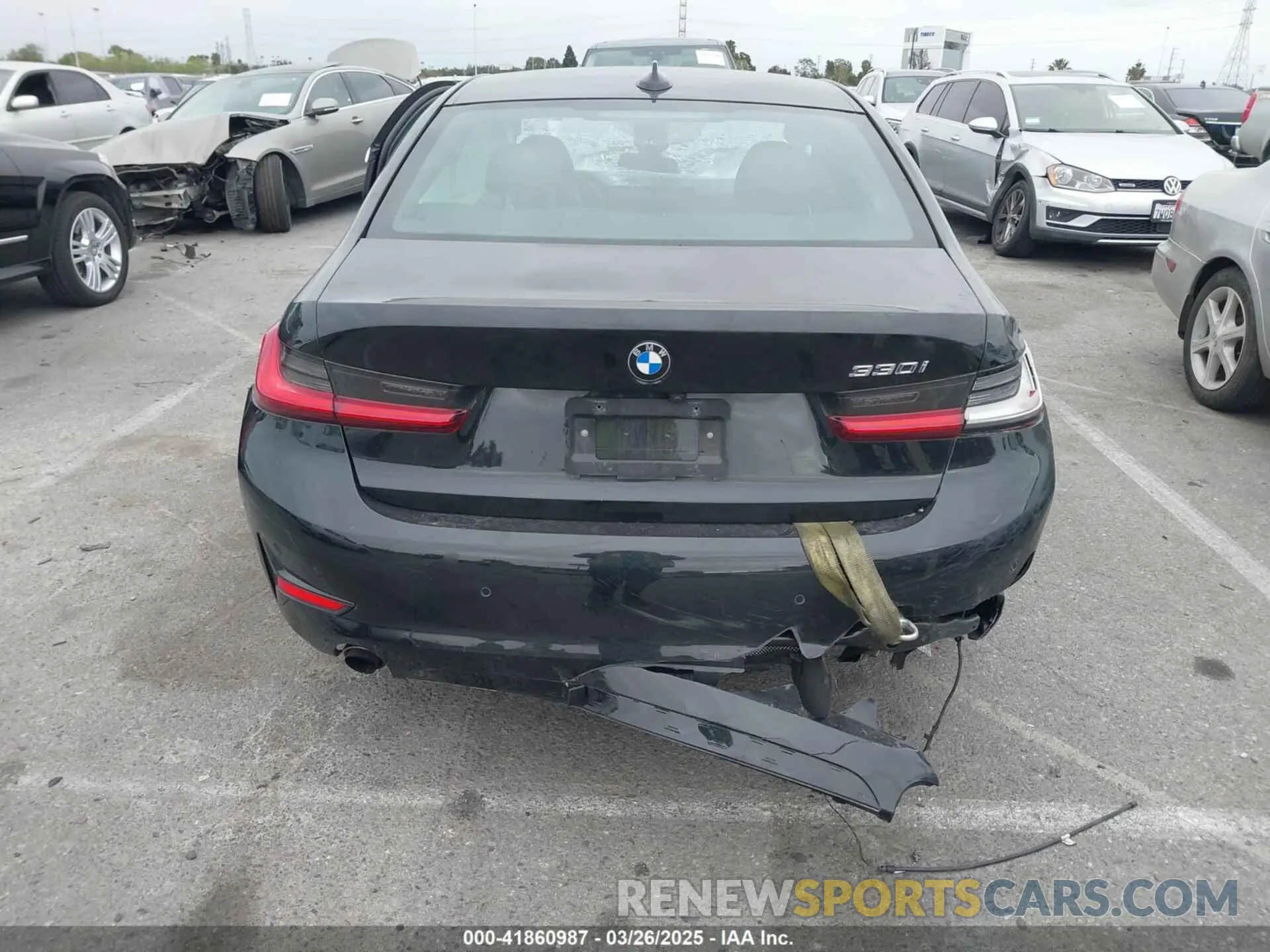 16 fotografías del automóvil dañado 3MW5R1J07M8B89836 BMW 330I 2021