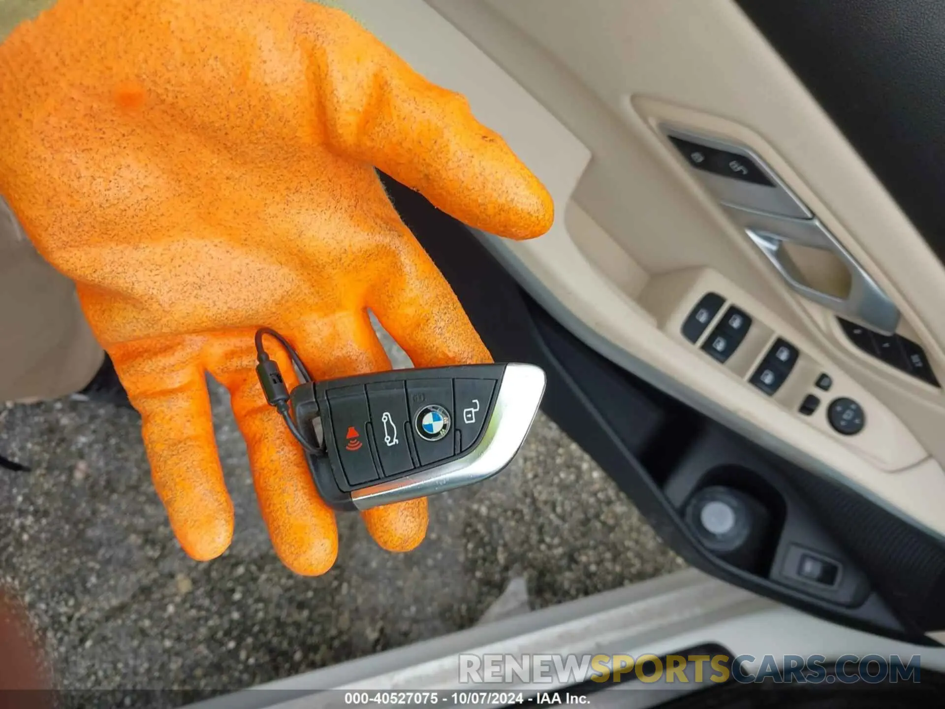 11 fotografías del automóvil dañado 3MW5R1J08M8B61947 BMW 330I 2021