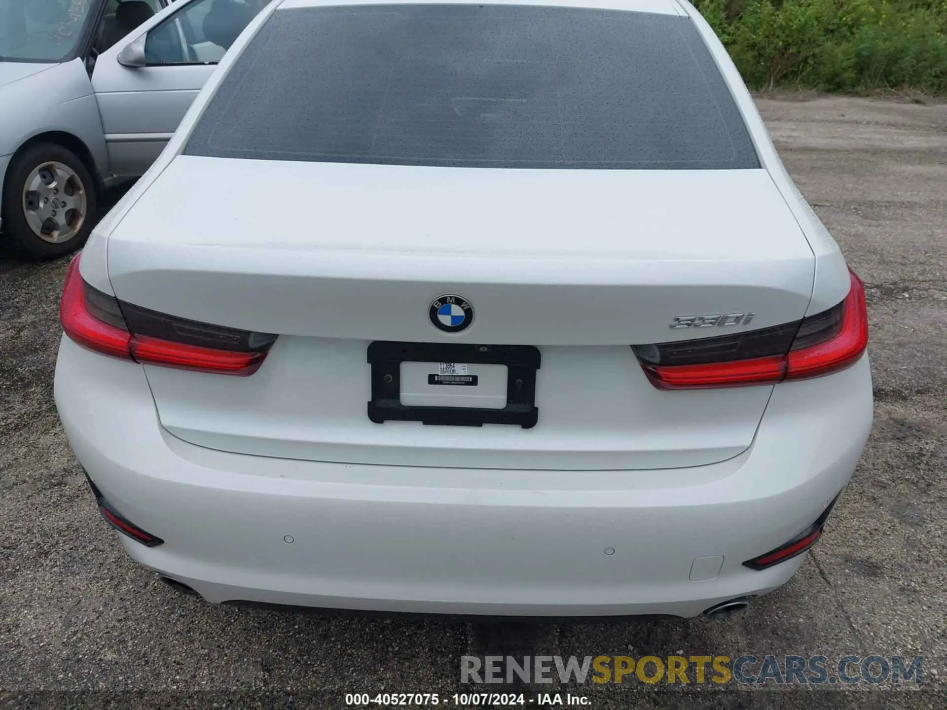 16 fotografías del automóvil dañado 3MW5R1J08M8B61947 BMW 330I 2021
