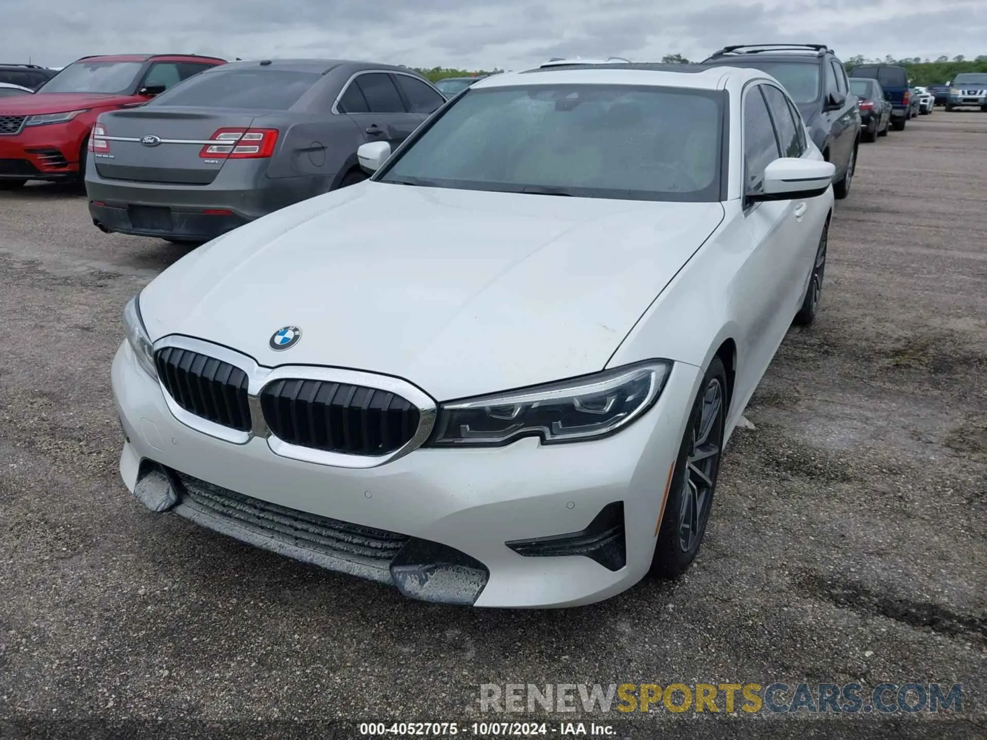 2 fotografías del automóvil dañado 3MW5R1J08M8B61947 BMW 330I 2021