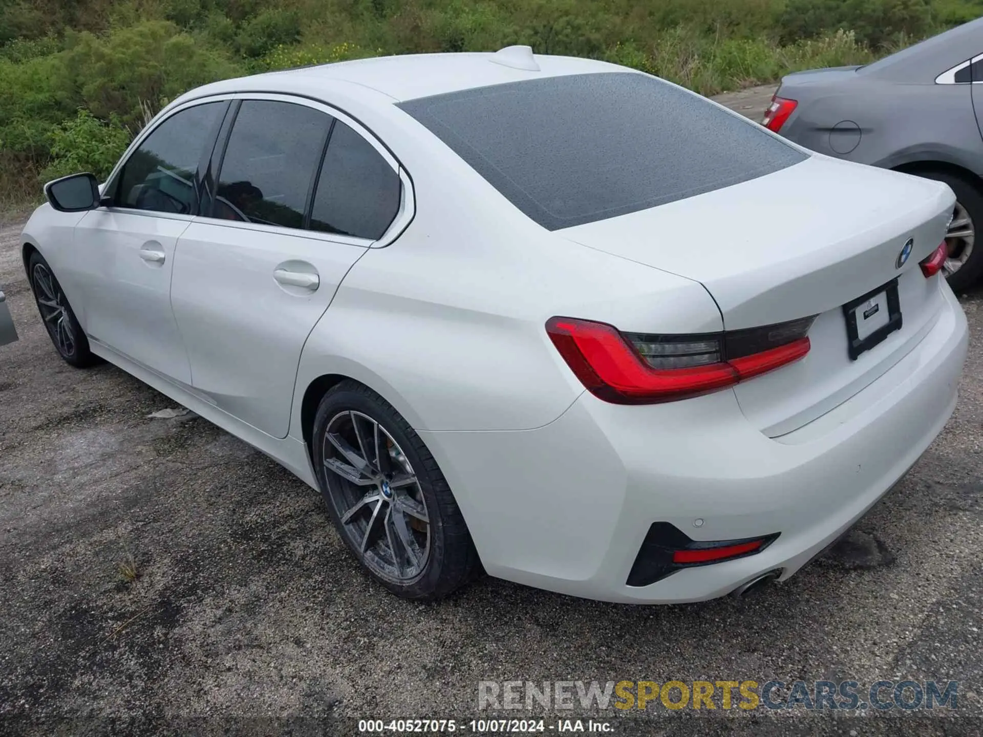 3 fotografías del automóvil dañado 3MW5R1J08M8B61947 BMW 330I 2021