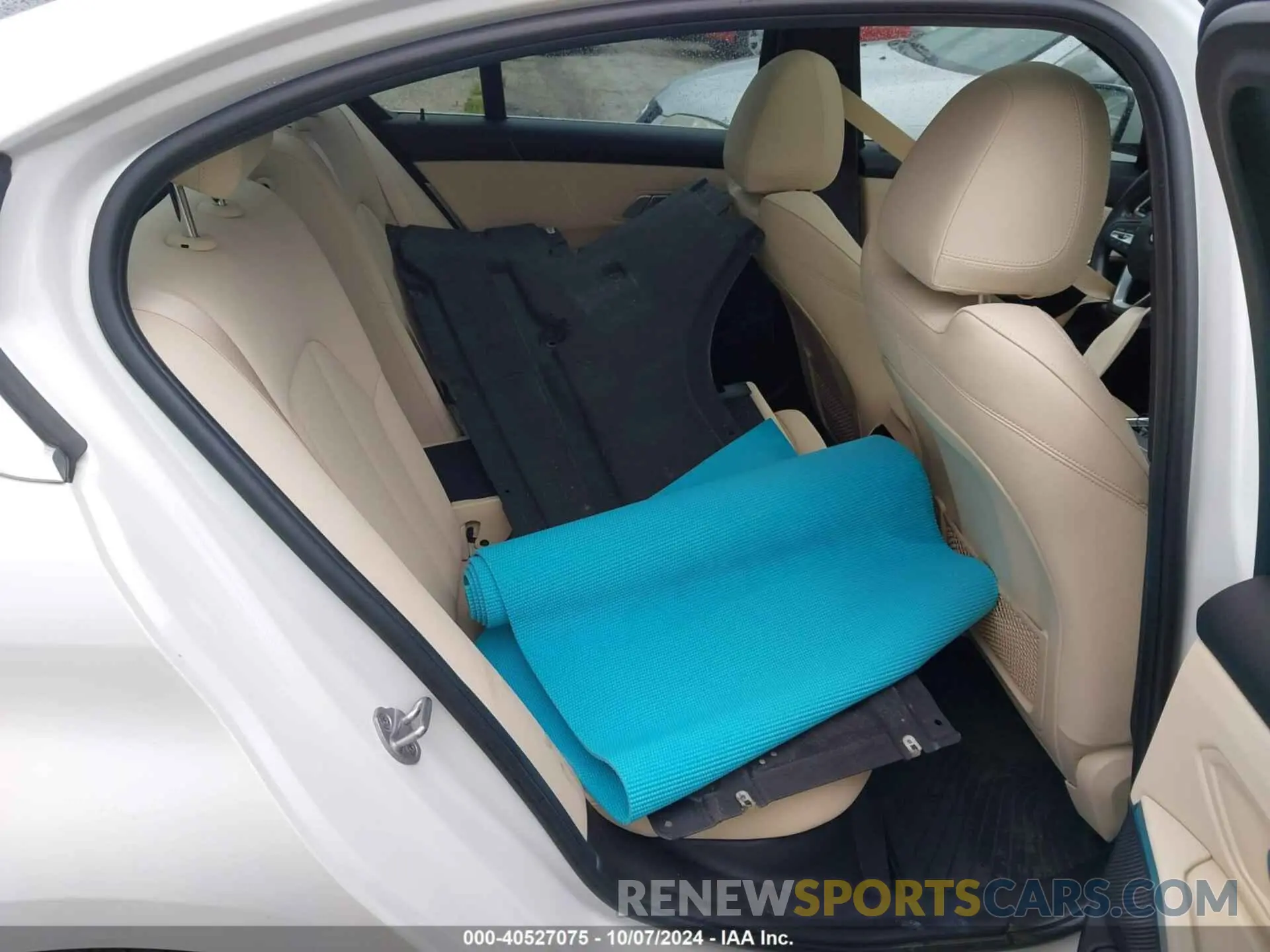 8 fotografías del automóvil dañado 3MW5R1J08M8B61947 BMW 330I 2021