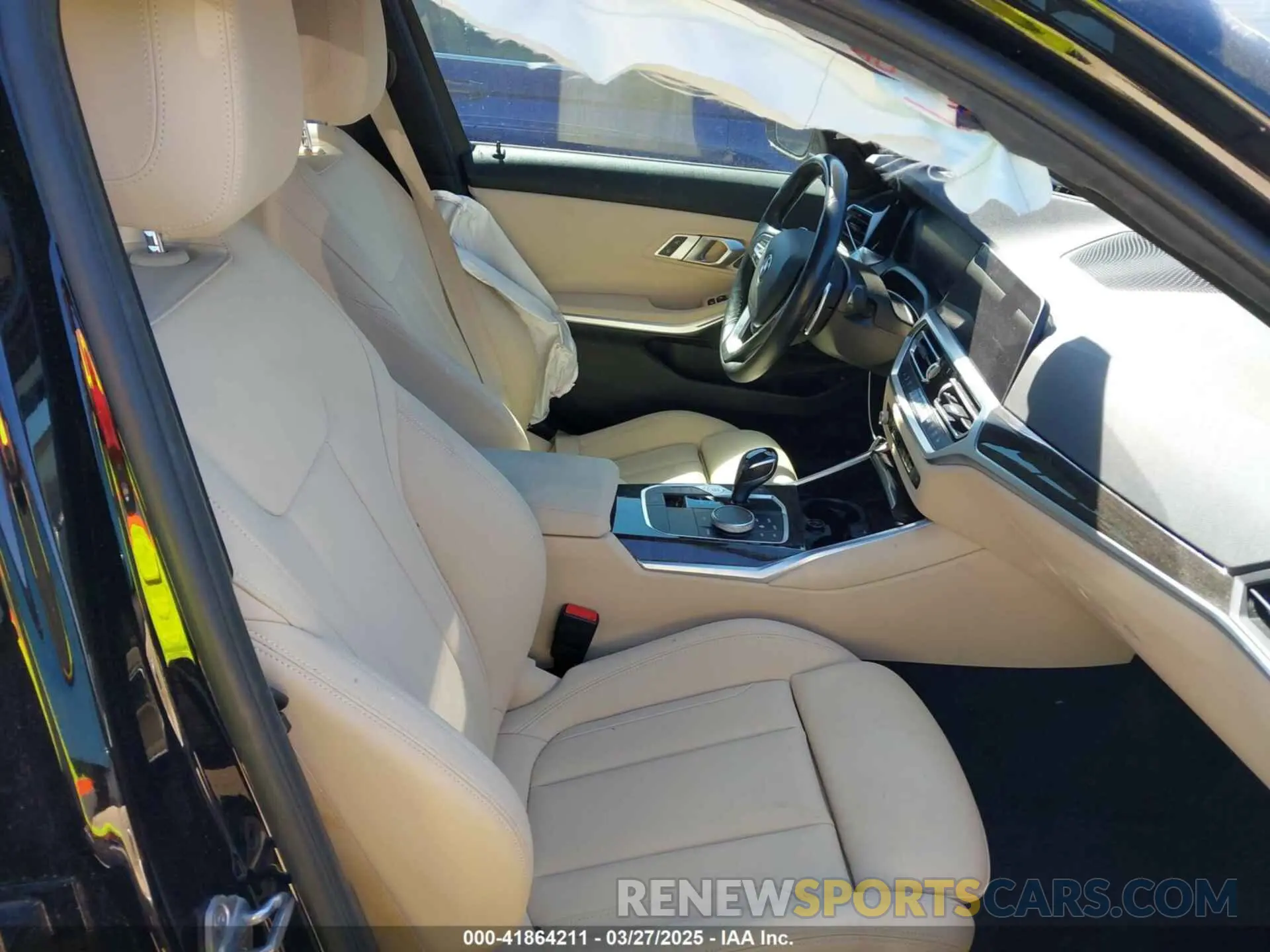5 fotografías del automóvil dañado 3MW5R1J0XM8B69340 BMW 330I 2021