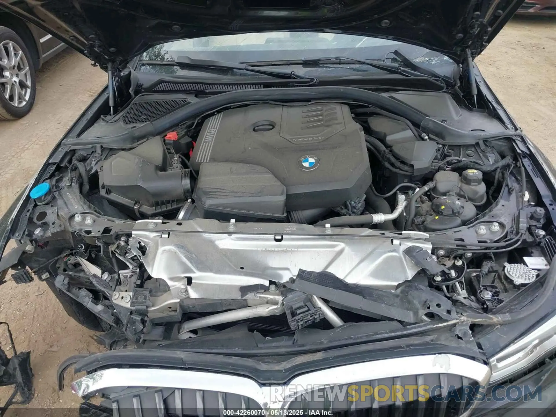 10 fotografías del automóvil dañado 3MW5R7J00M8B79538 BMW 330I 2021