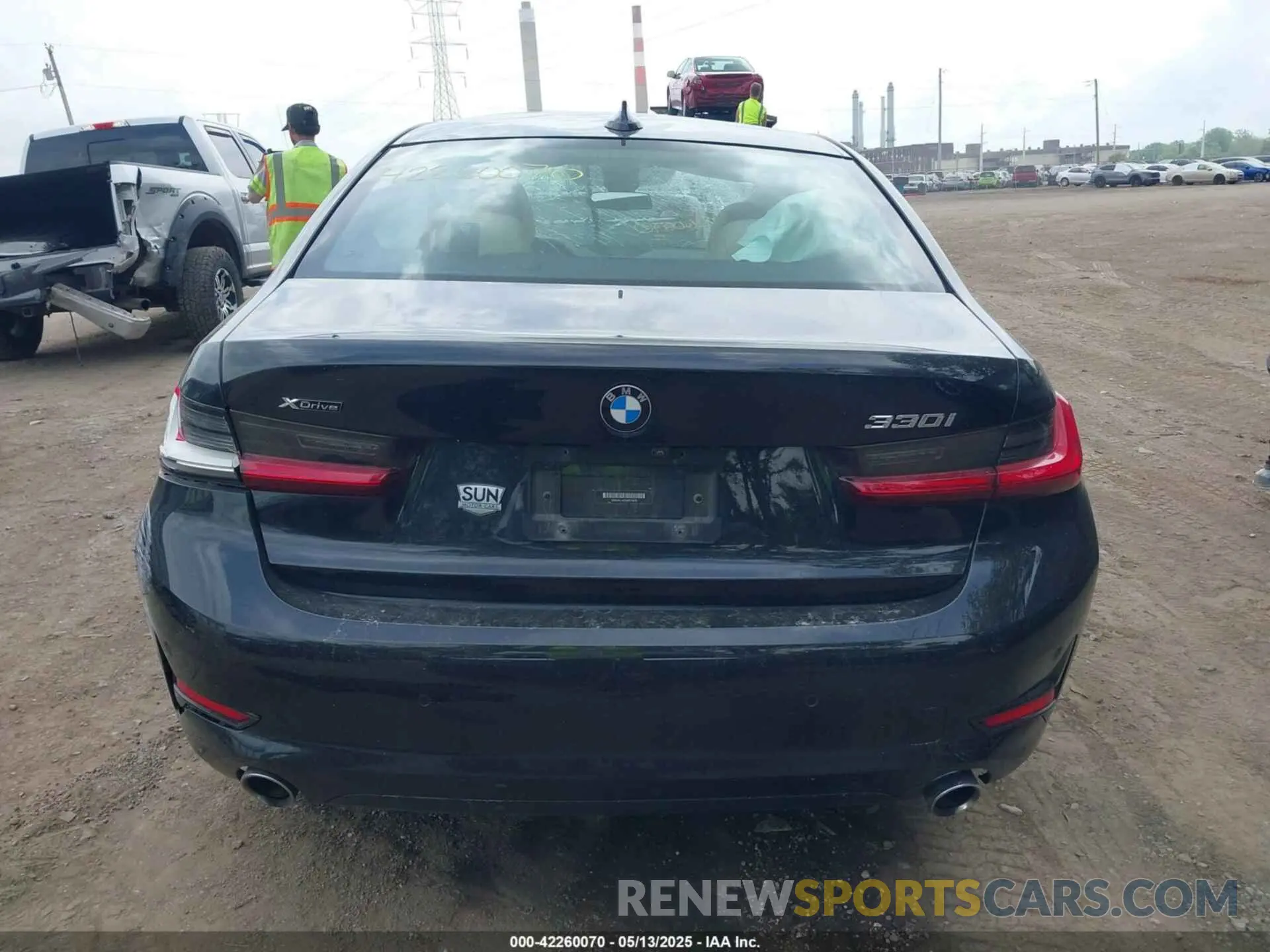 16 fotografías del automóvil dañado 3MW5R7J00M8B79538 BMW 330I 2021