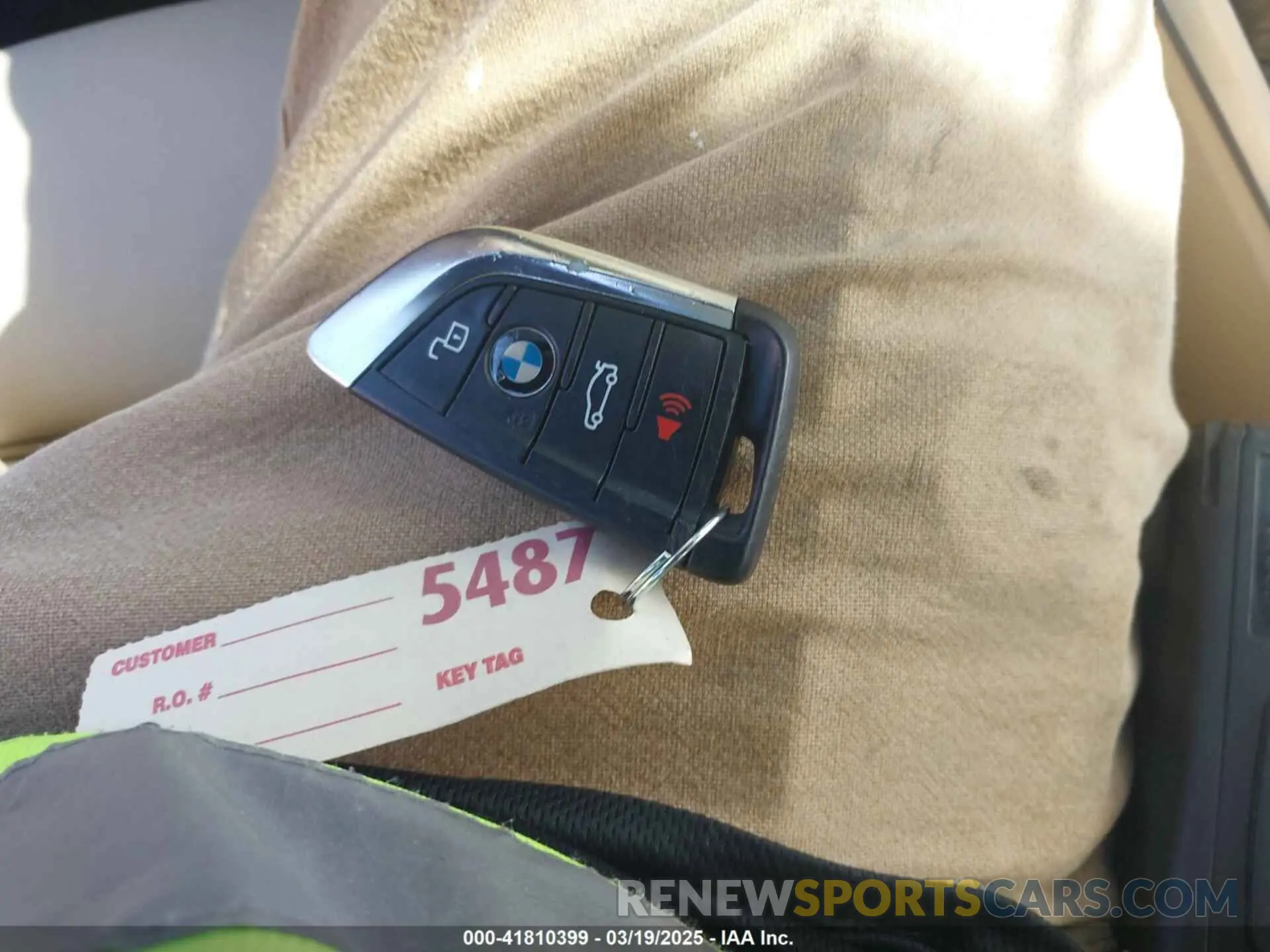 11 fotografías del automóvil dañado 3MW5R7J00M8B97750 BMW 330I 2021