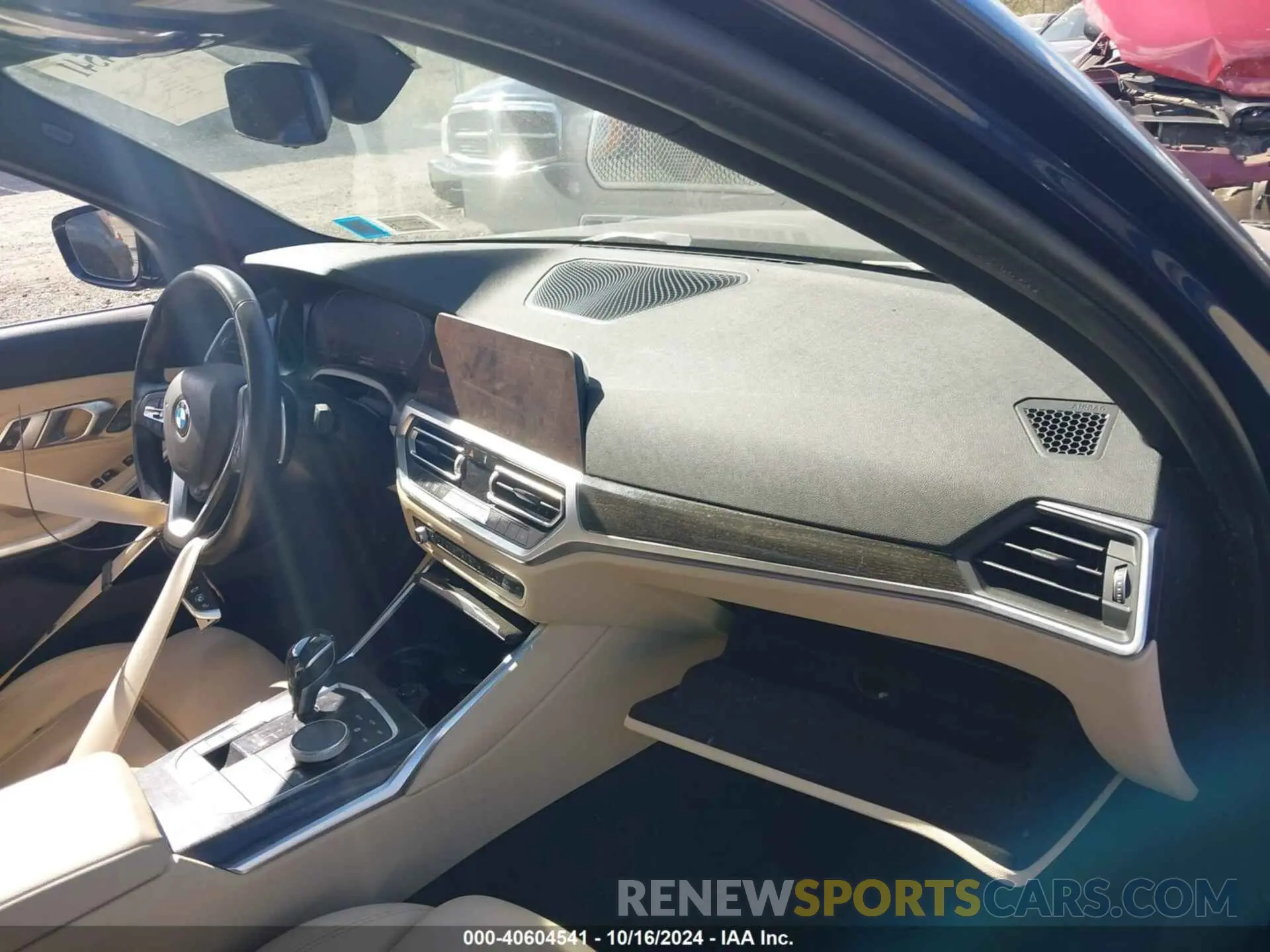 5 fotografías del automóvil dañado 3MW5R7J00M8C15390 BMW 330I 2021