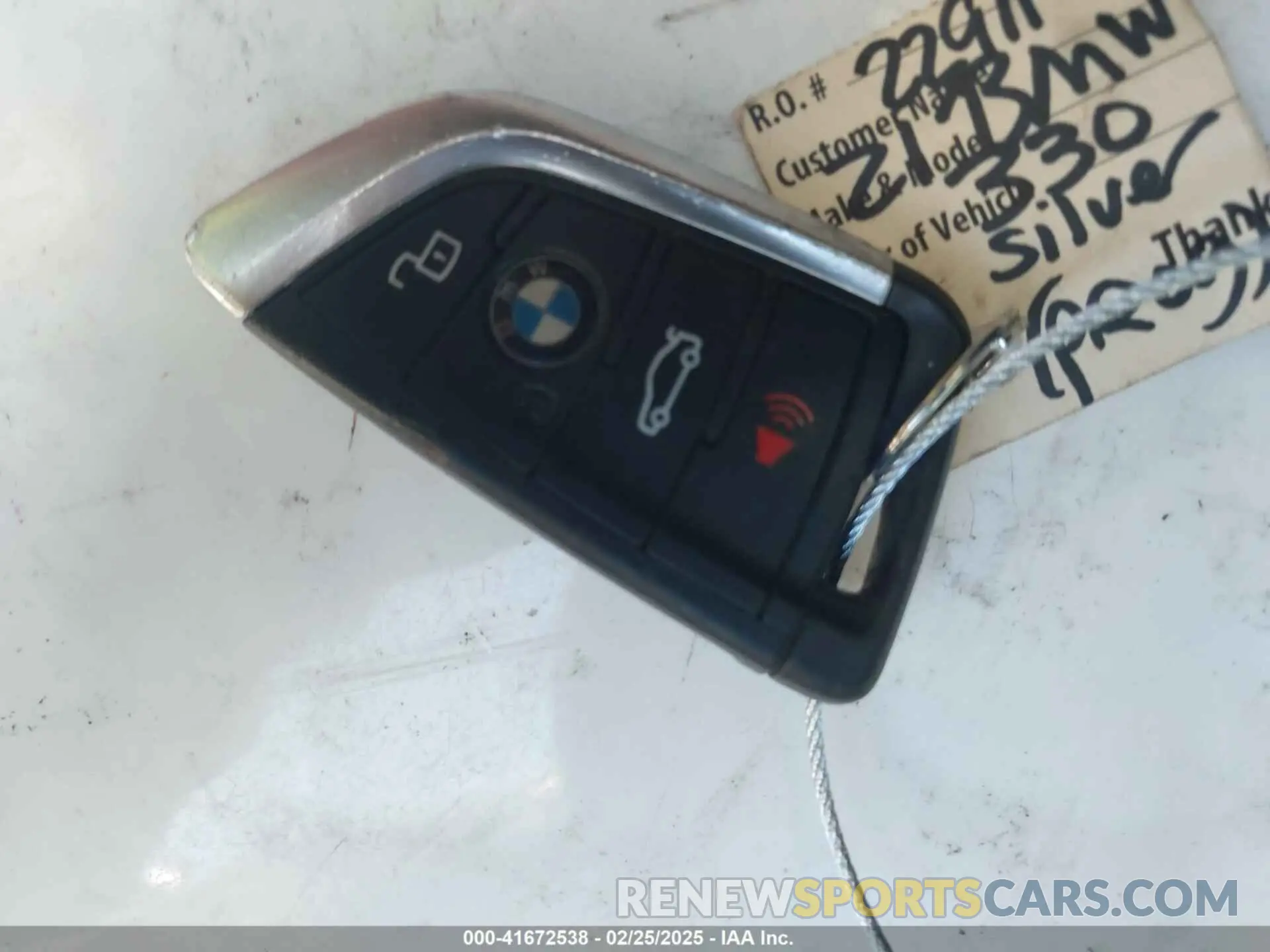 11 fotografías del automóvil dañado 3MW5R7J01M8B49173 BMW 330I 2021