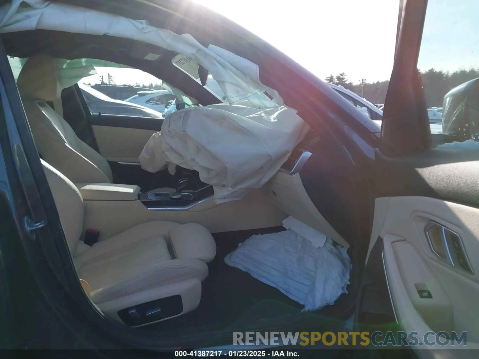 5 fotografías del automóvil dañado 3MW5R7J02M8C21224 BMW 330I 2021