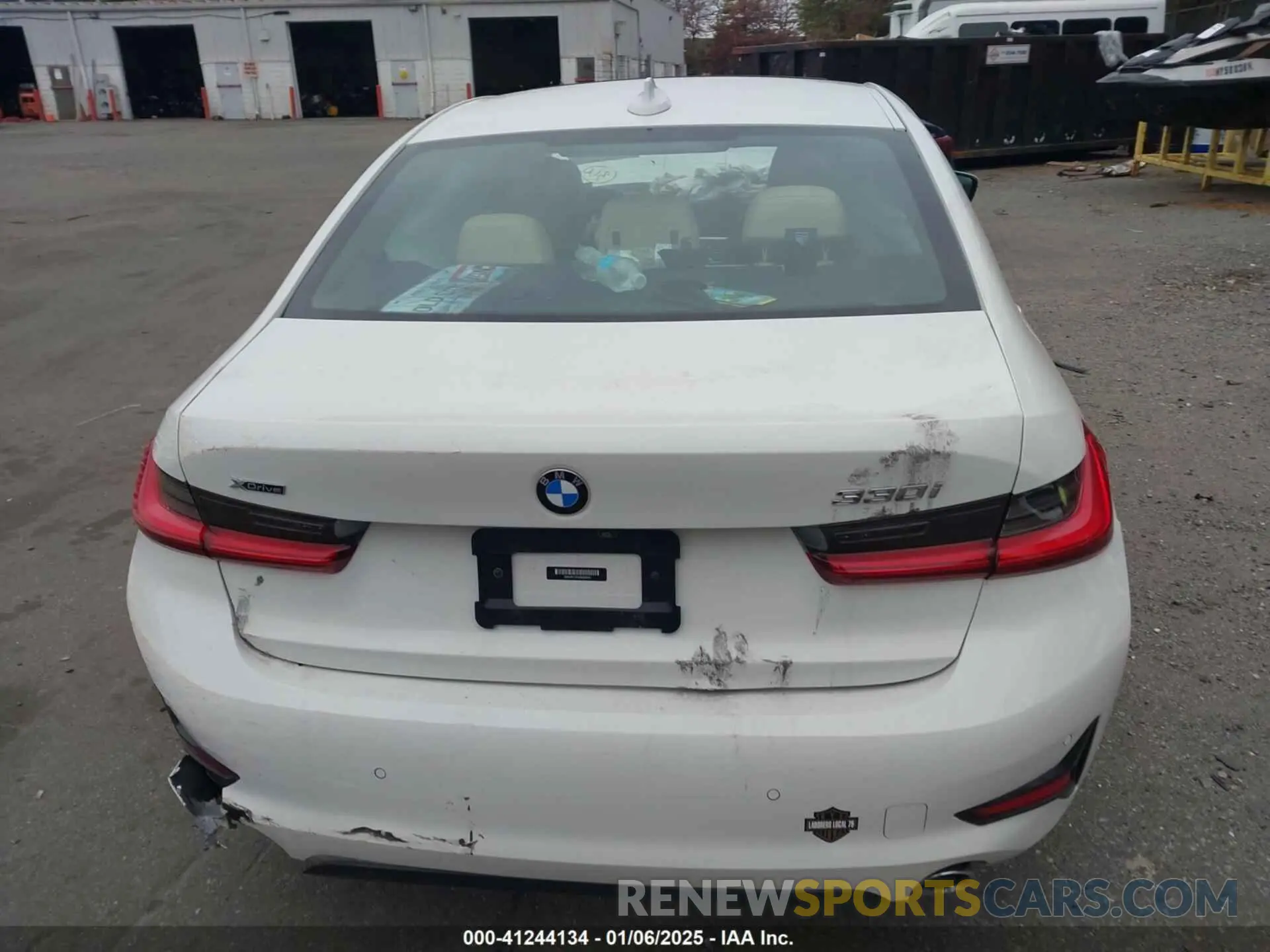 15 fotografías del automóvil dañado 3MW5R7J03M8B65004 BMW 330I 2021