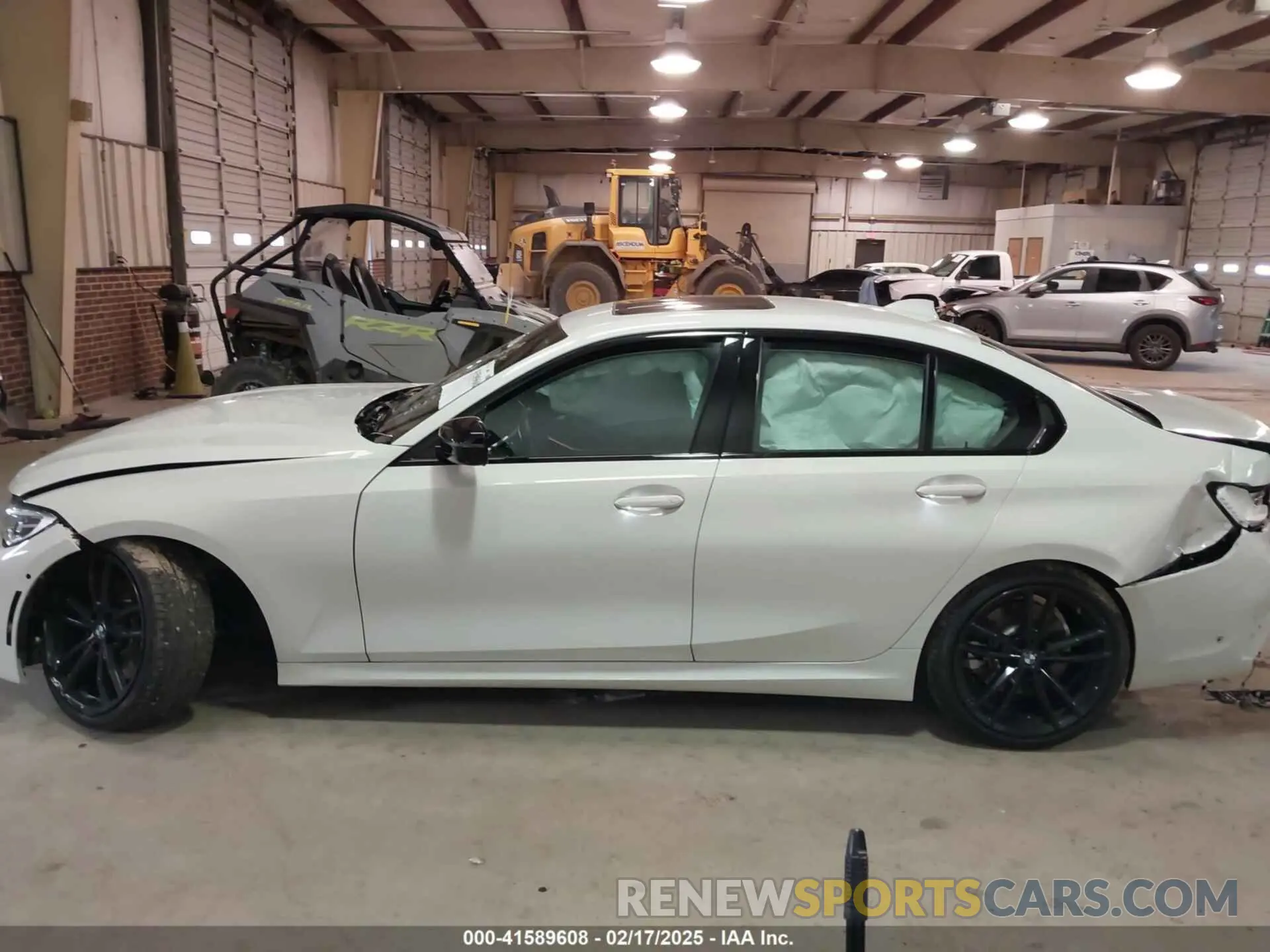 15 fotografías del automóvil dañado 3MW5R7J03M8C00737 BMW 330I 2021