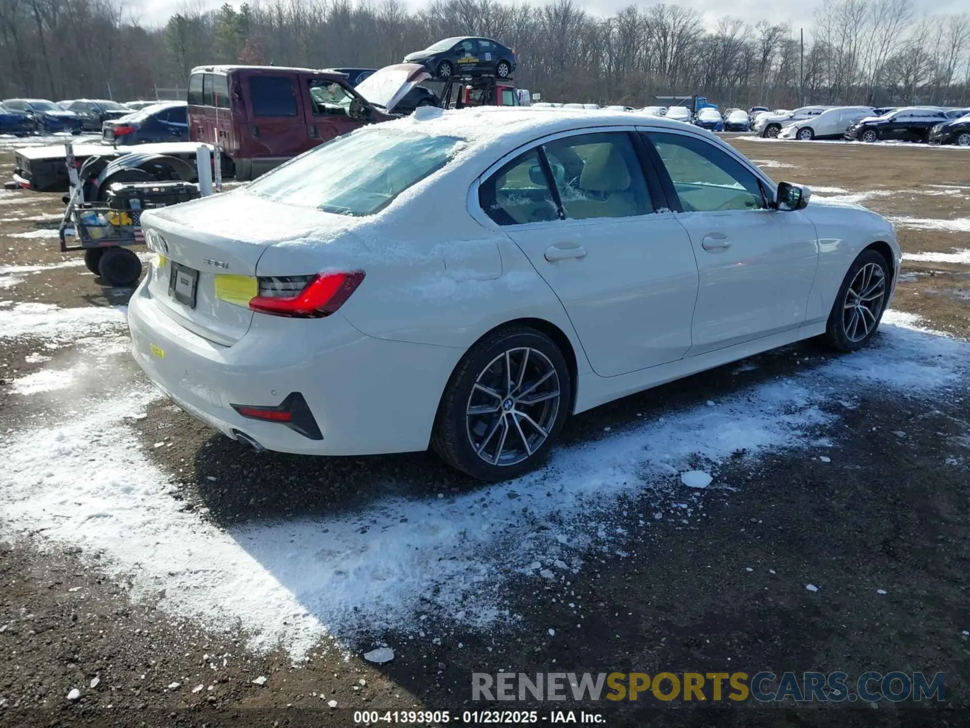 4 fotografías del automóvil dañado 3MW5R7J04M8B63164 BMW 330I 2021