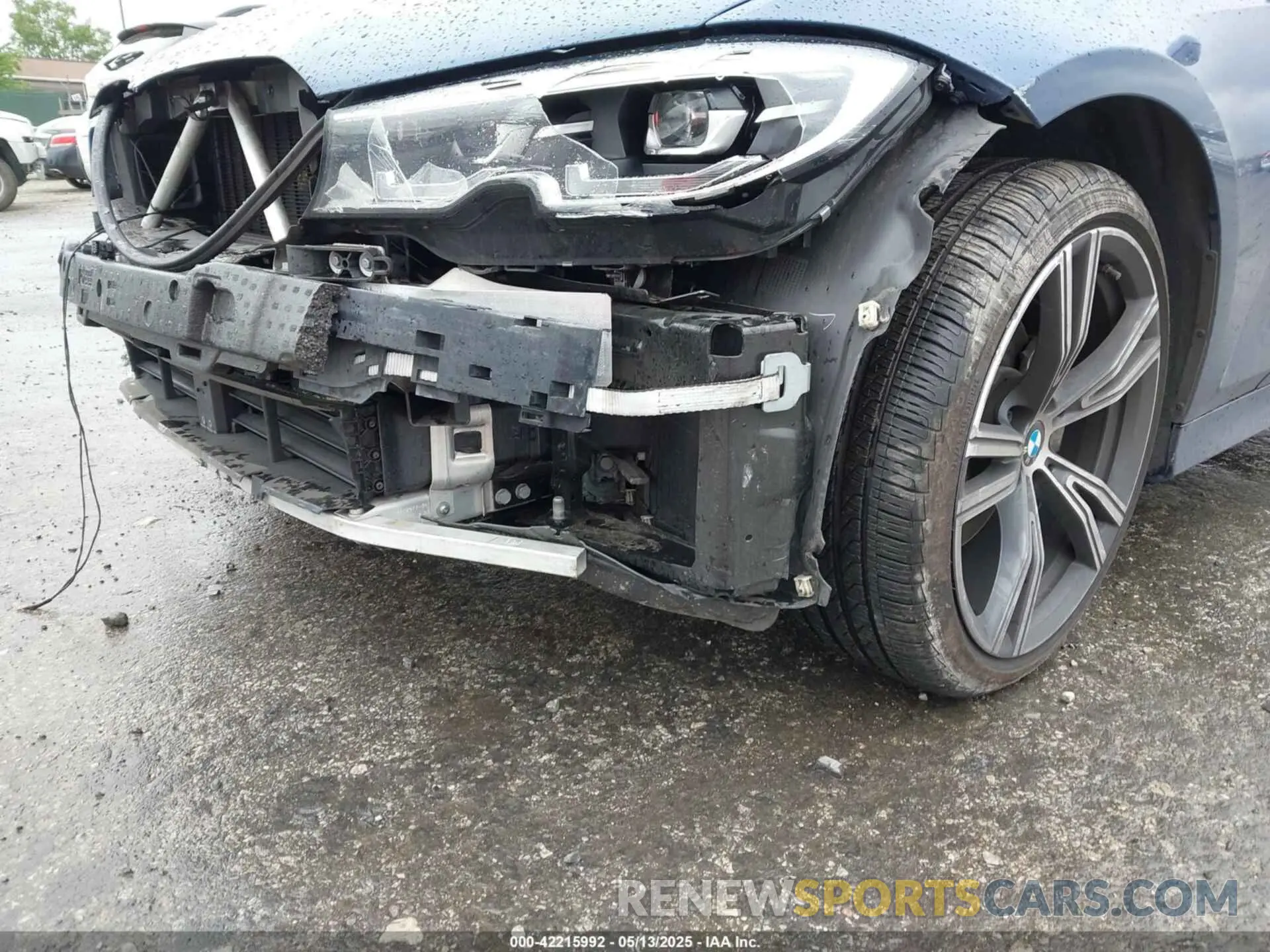19 fotografías del automóvil dañado 3MW5R7J04M8B97542 BMW 330I 2021