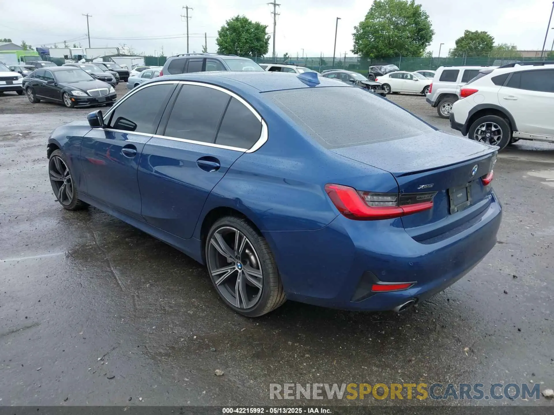 3 fotografías del automóvil dañado 3MW5R7J04M8B97542 BMW 330I 2021