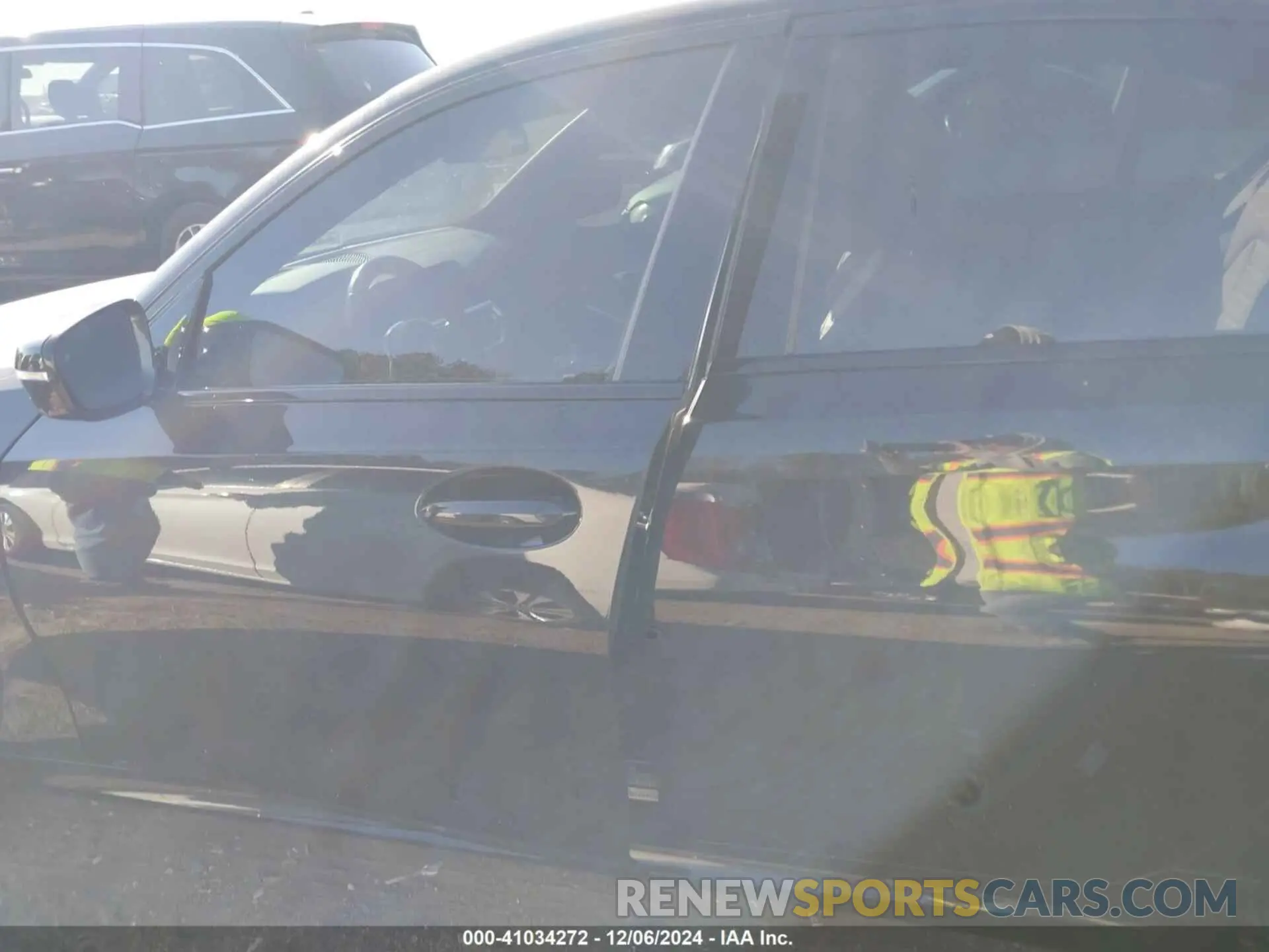 14 fotografías del automóvil dañado 3MW5R7J06M8C00005 BMW 330I 2021