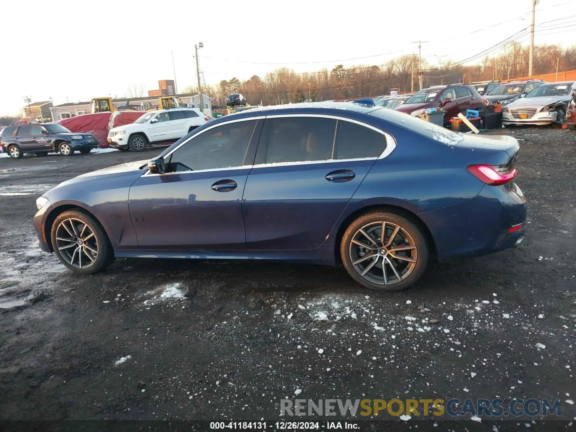 14 fotografías del automóvil dañado 3MW5R7J07M8C10185 BMW 330I 2021
