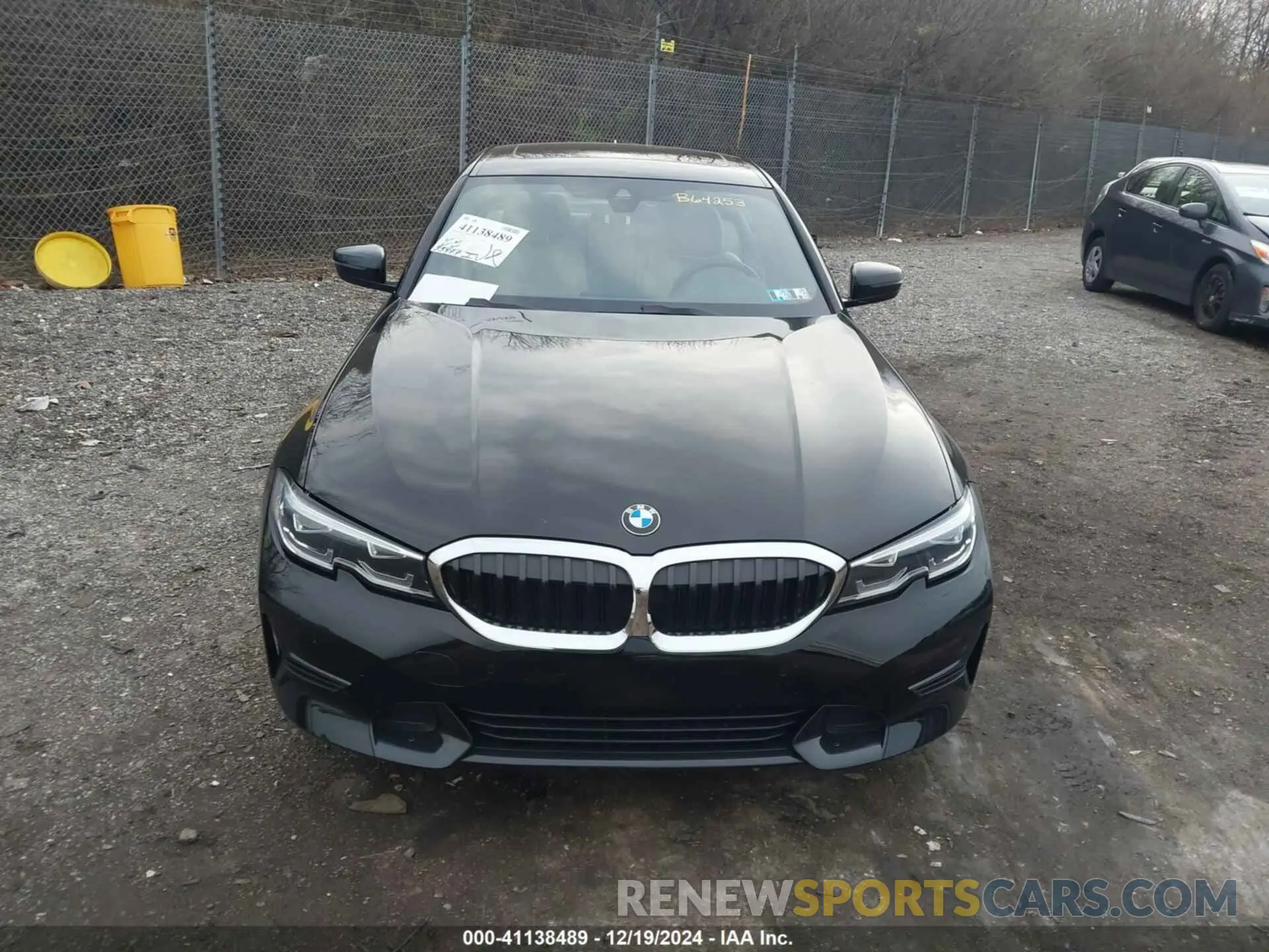 12 fotografías del automóvil dañado 3MW5R7J08M8B64253 BMW 330I 2021