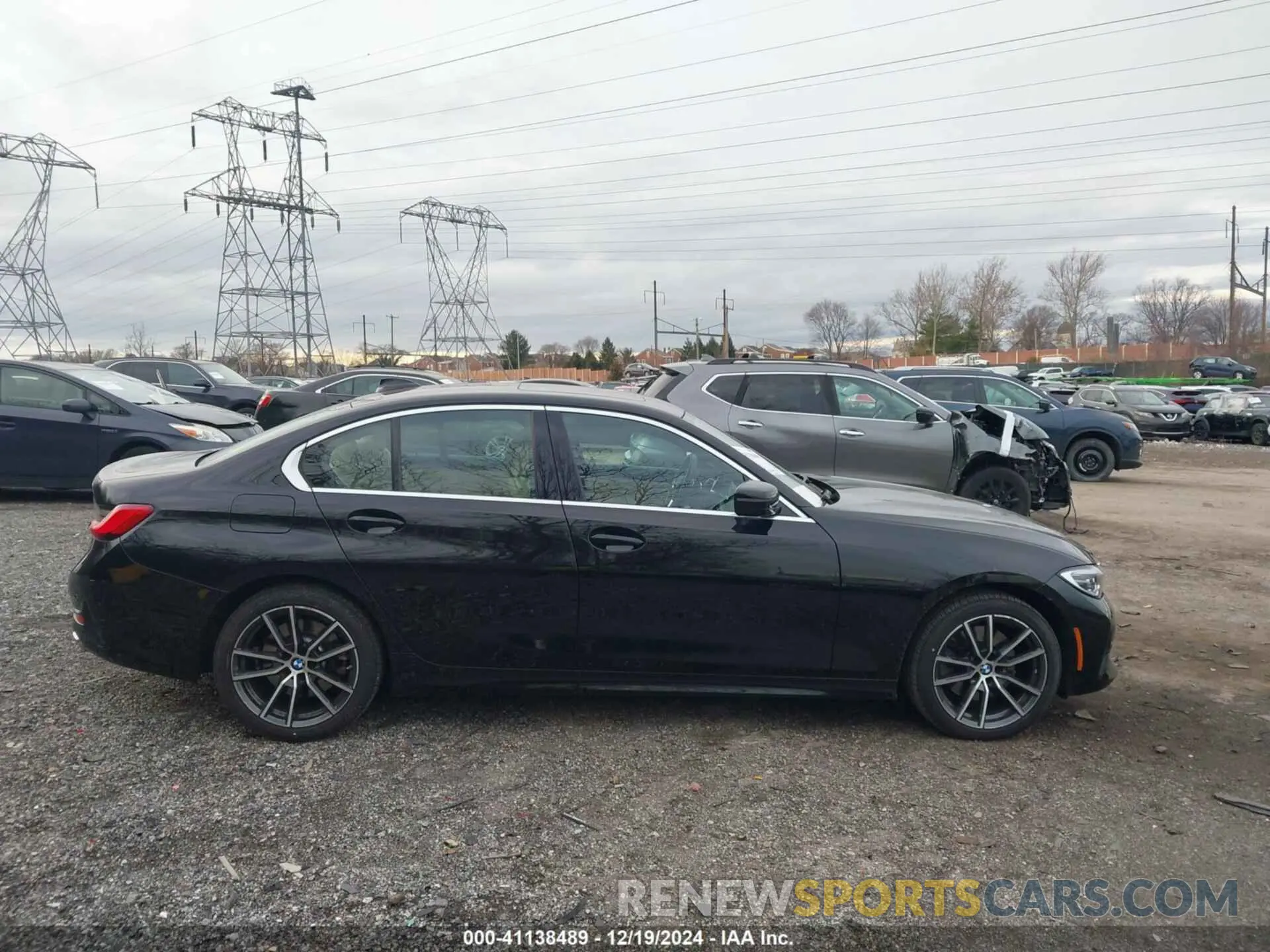 13 fotografías del automóvil dañado 3MW5R7J08M8B64253 BMW 330I 2021
