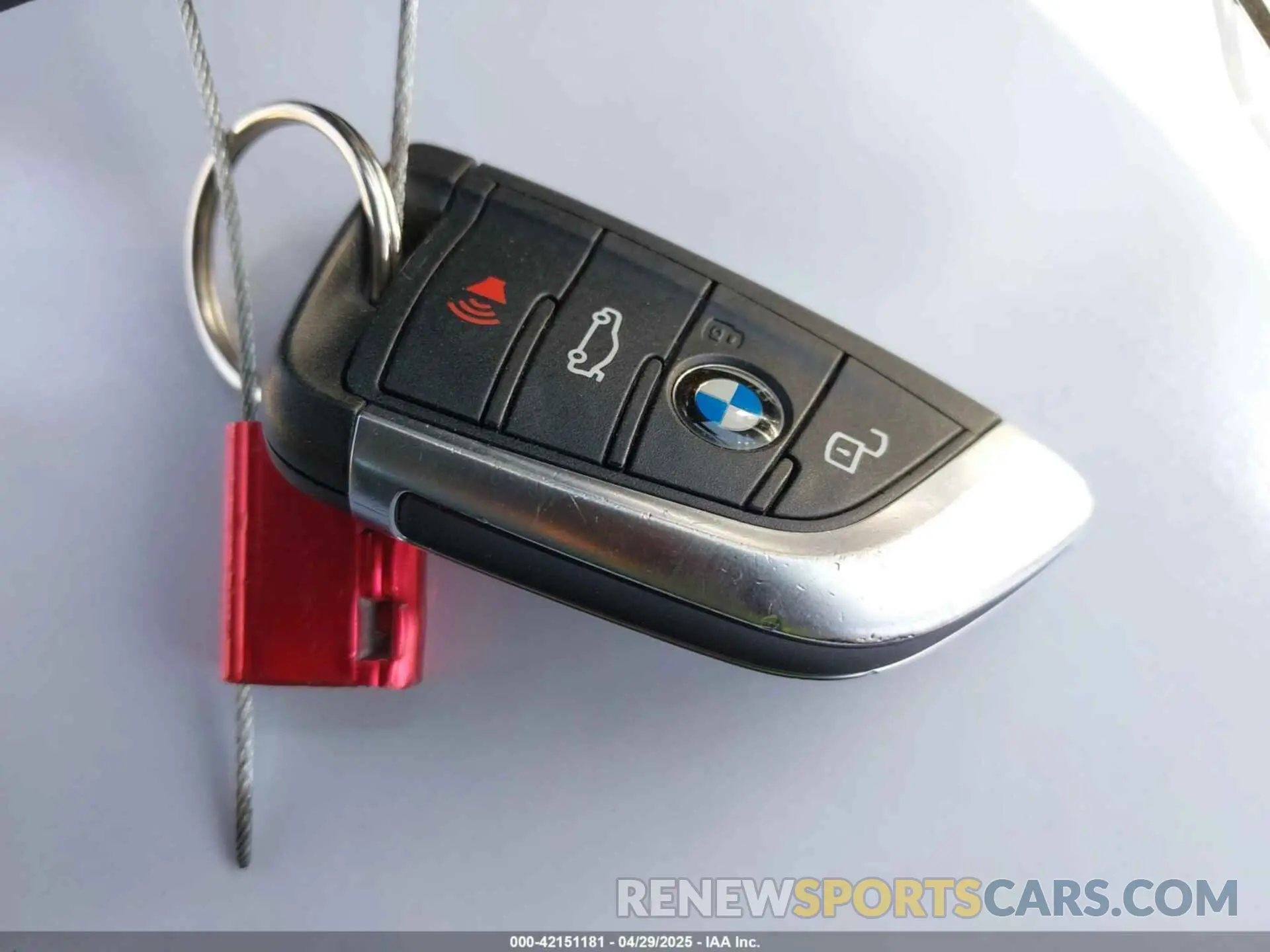 11 fotografías del automóvil dañado 3MW5R7J08M8B64656 BMW 330I 2021