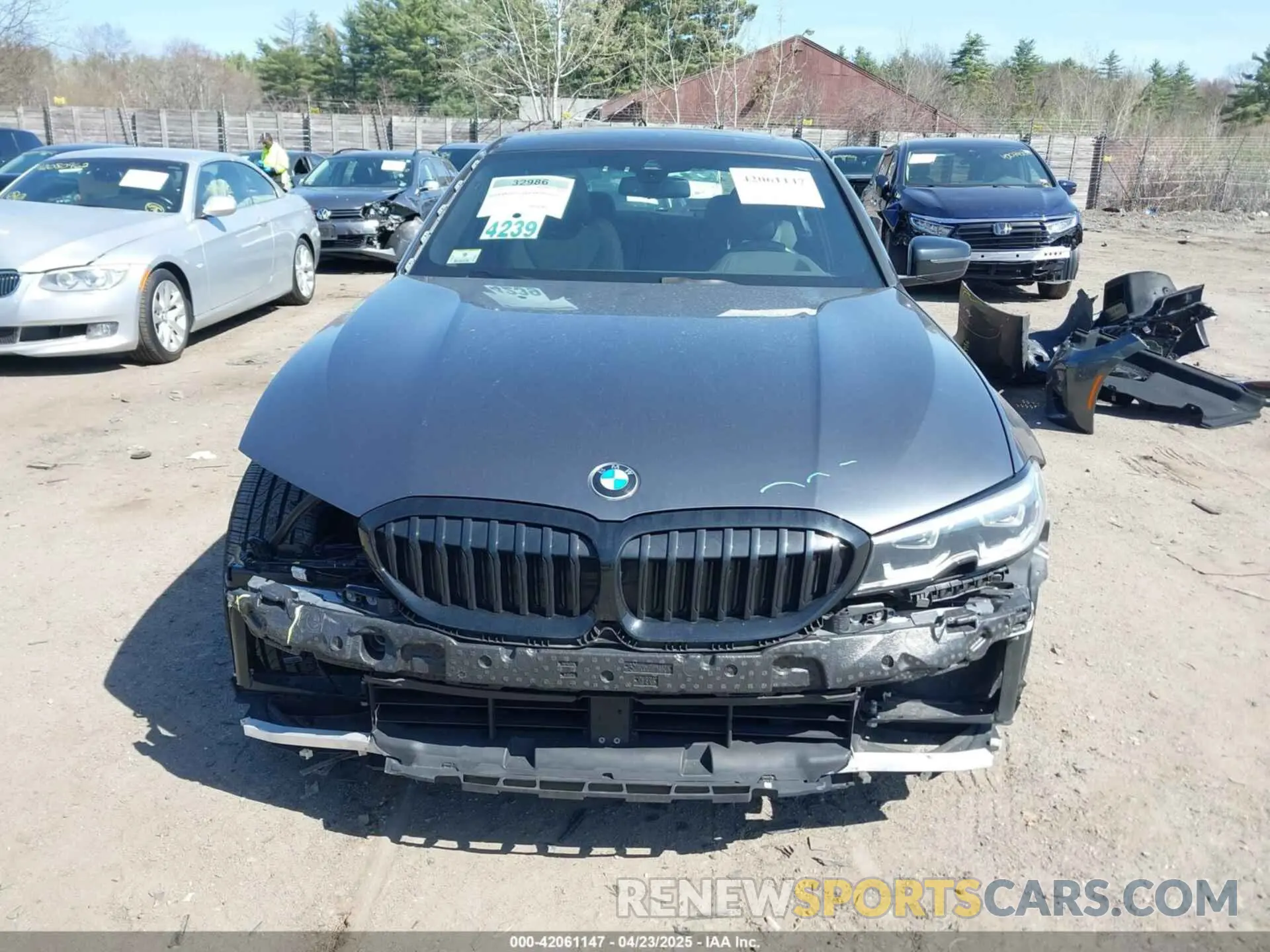 13 fotografías del automóvil dañado 3MW5R7J08M8C03343 BMW 330I 2021