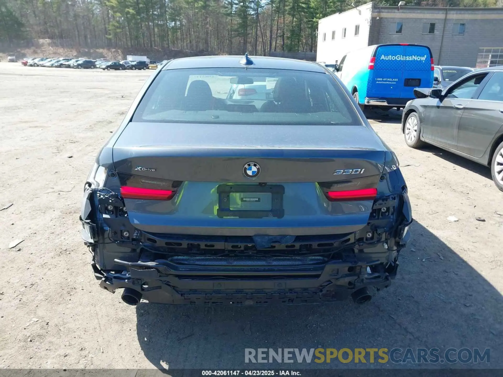 17 fotografías del automóvil dañado 3MW5R7J08M8C03343 BMW 330I 2021