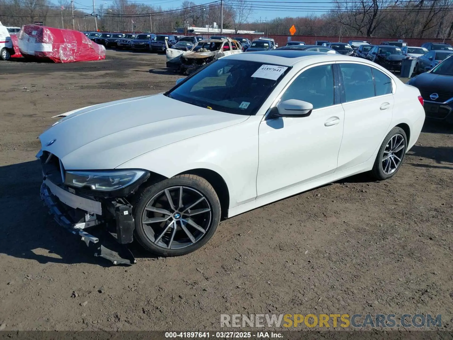 2 fotografías del automóvil dañado 3MW5R7J09M8B47753 BMW 330I 2021