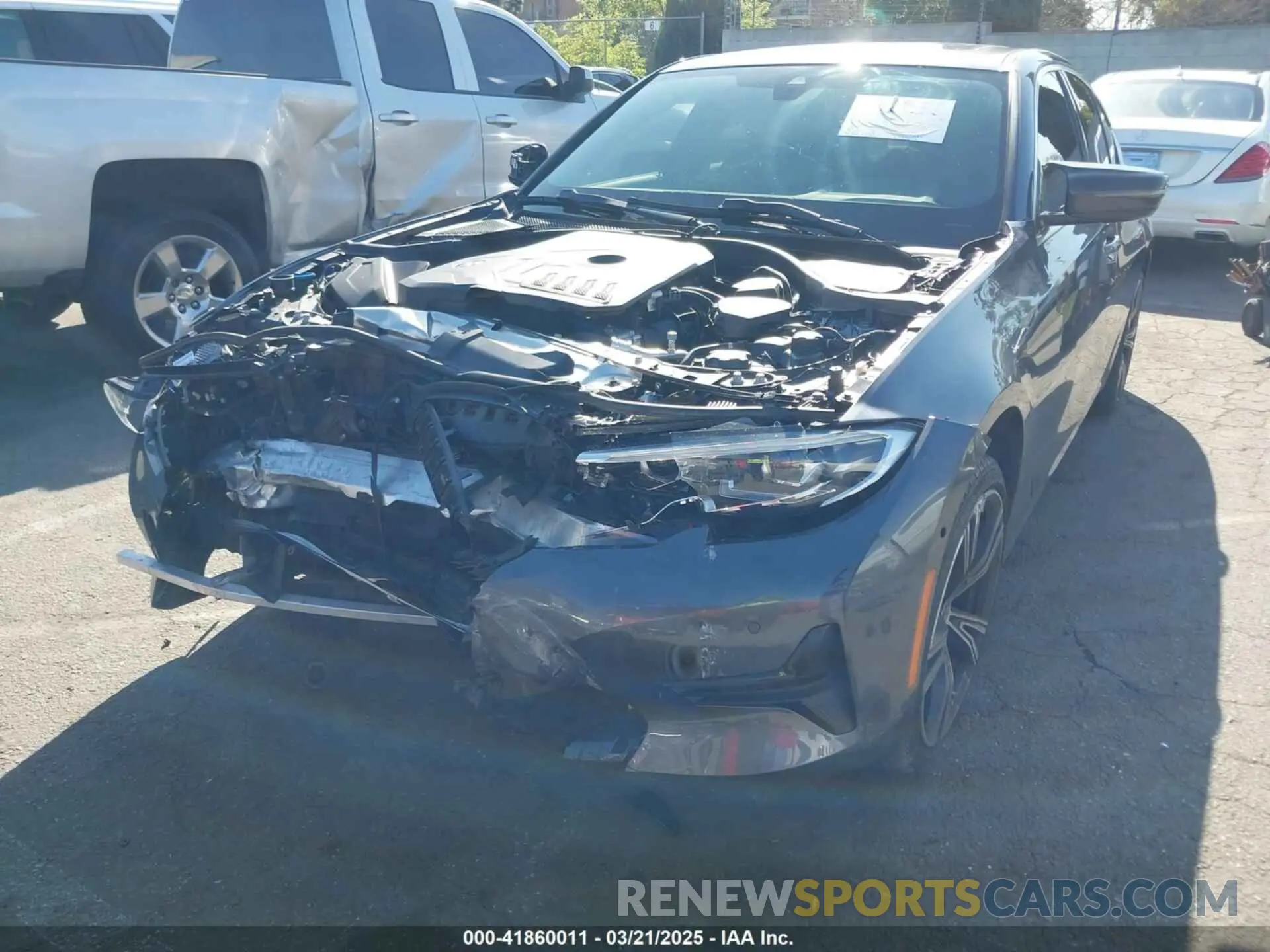 18 fotografías del automóvil dañado WBA5R7C06MFL21234 BMW 330I 2021